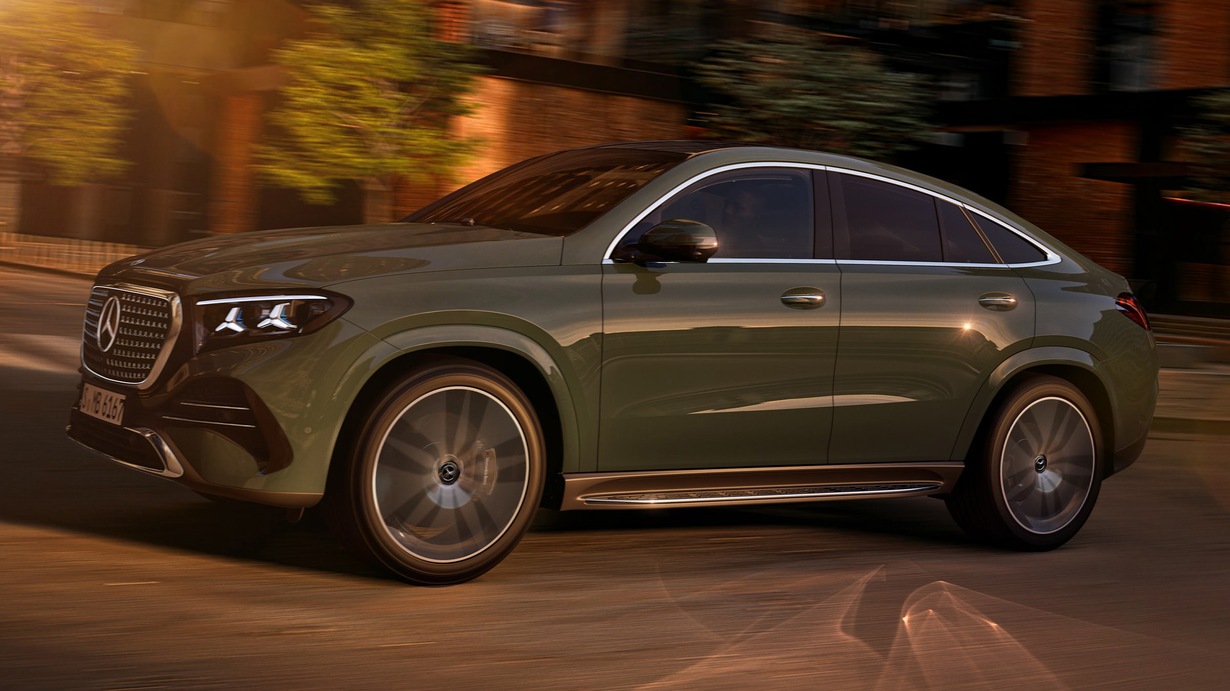 Mercedes-Benz-GLE-Coupe-01