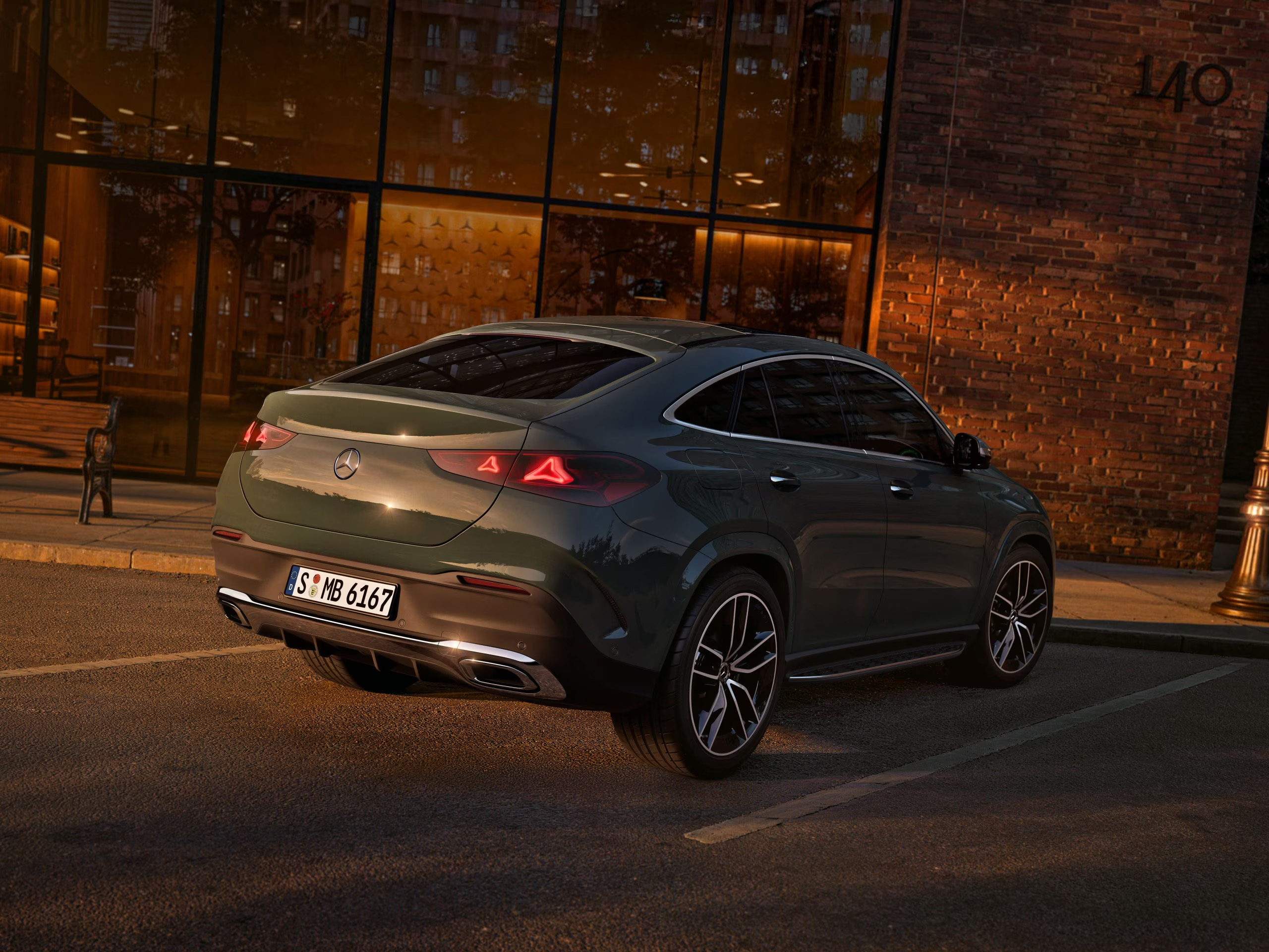 Mercedes-Benz-GLE-Coupe-010
