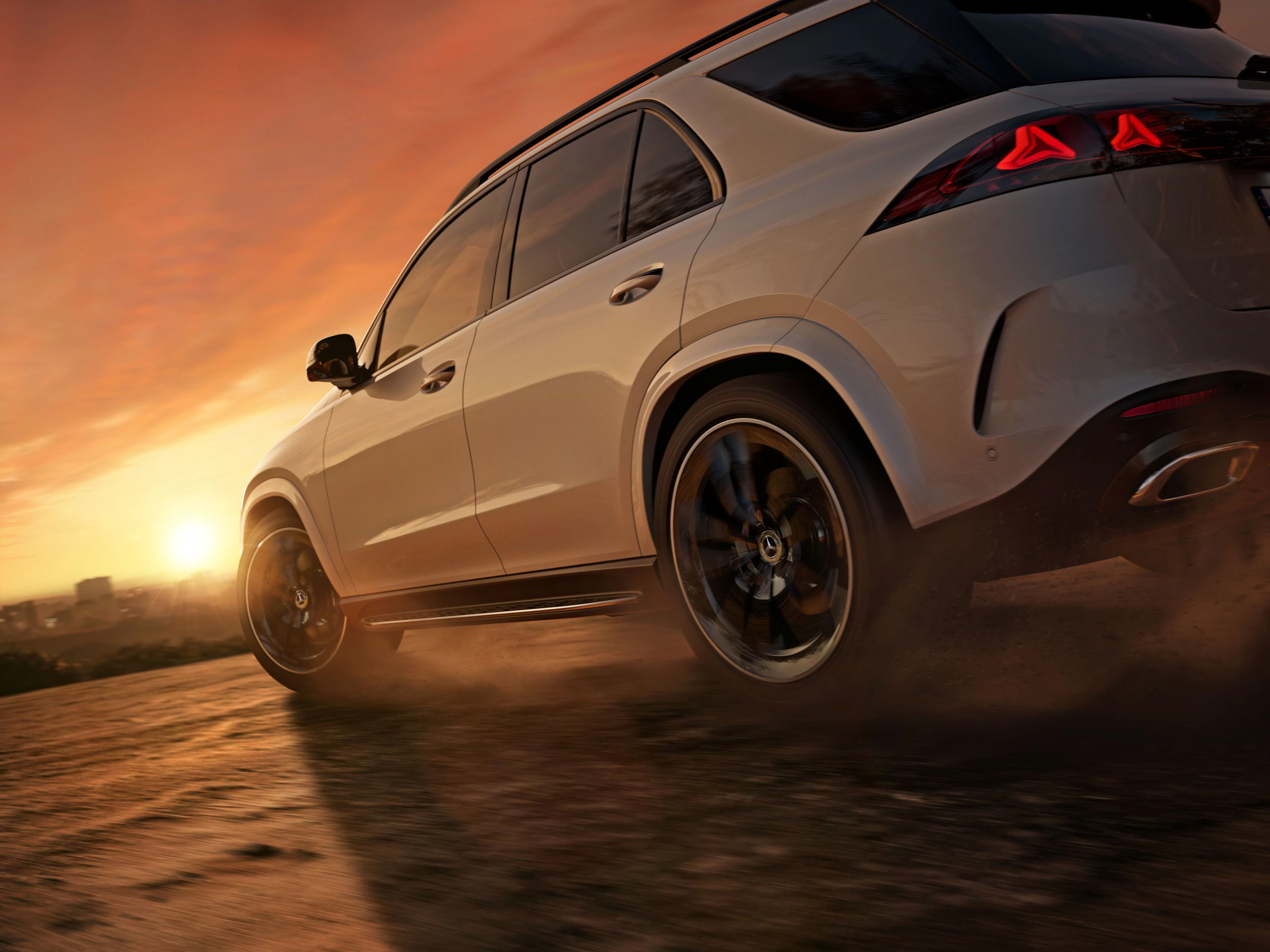 Mercedes-Benz-GLE-SUV-03