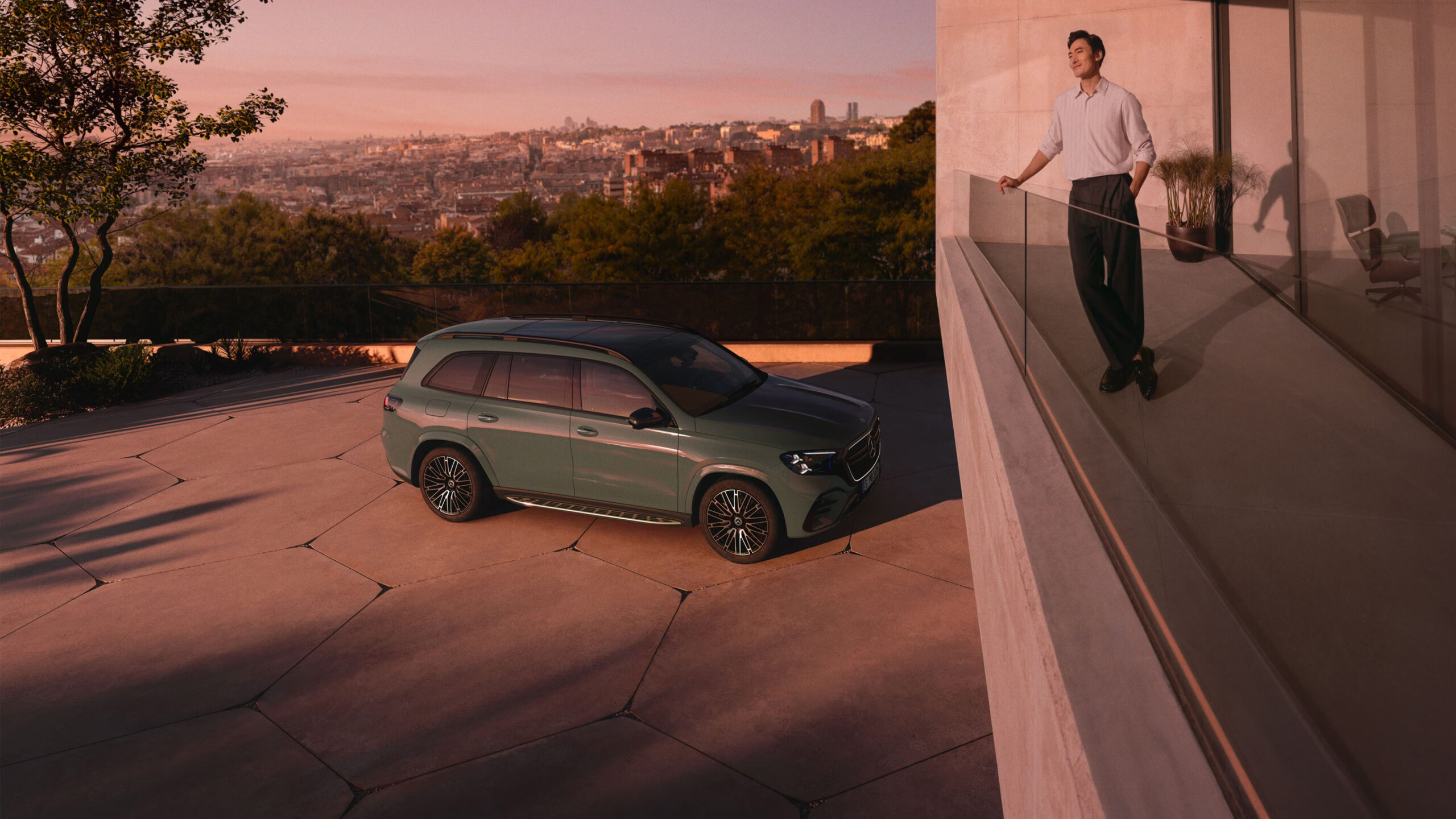 Mercedes-Benz-GLS-09
