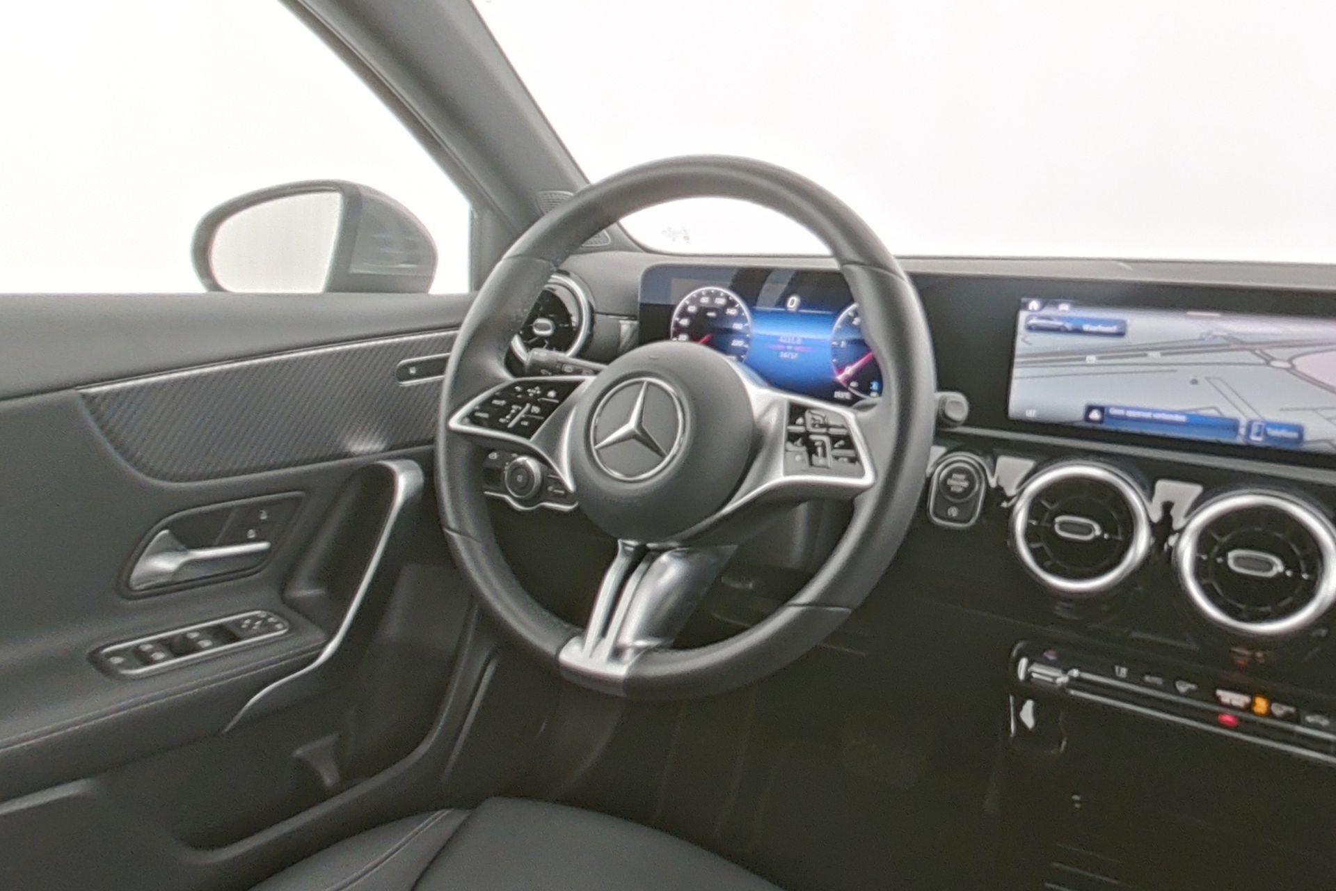 certified-alleur-mercedes-benz-a-180d-business-line-w1k3f1ab3tj532073-14-20260716111617.jpg