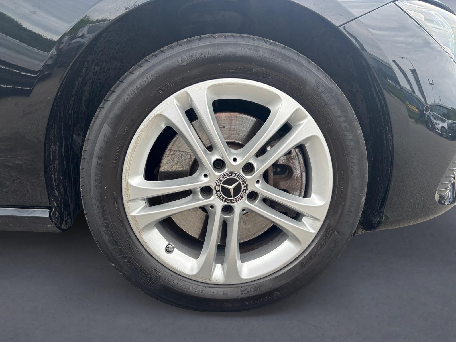 certified-alleur-mercedes-benz-cla-shooting-brake-250-e-luxury-line-w1k5m8fb8rn447442-9-20260805022031.jpg
