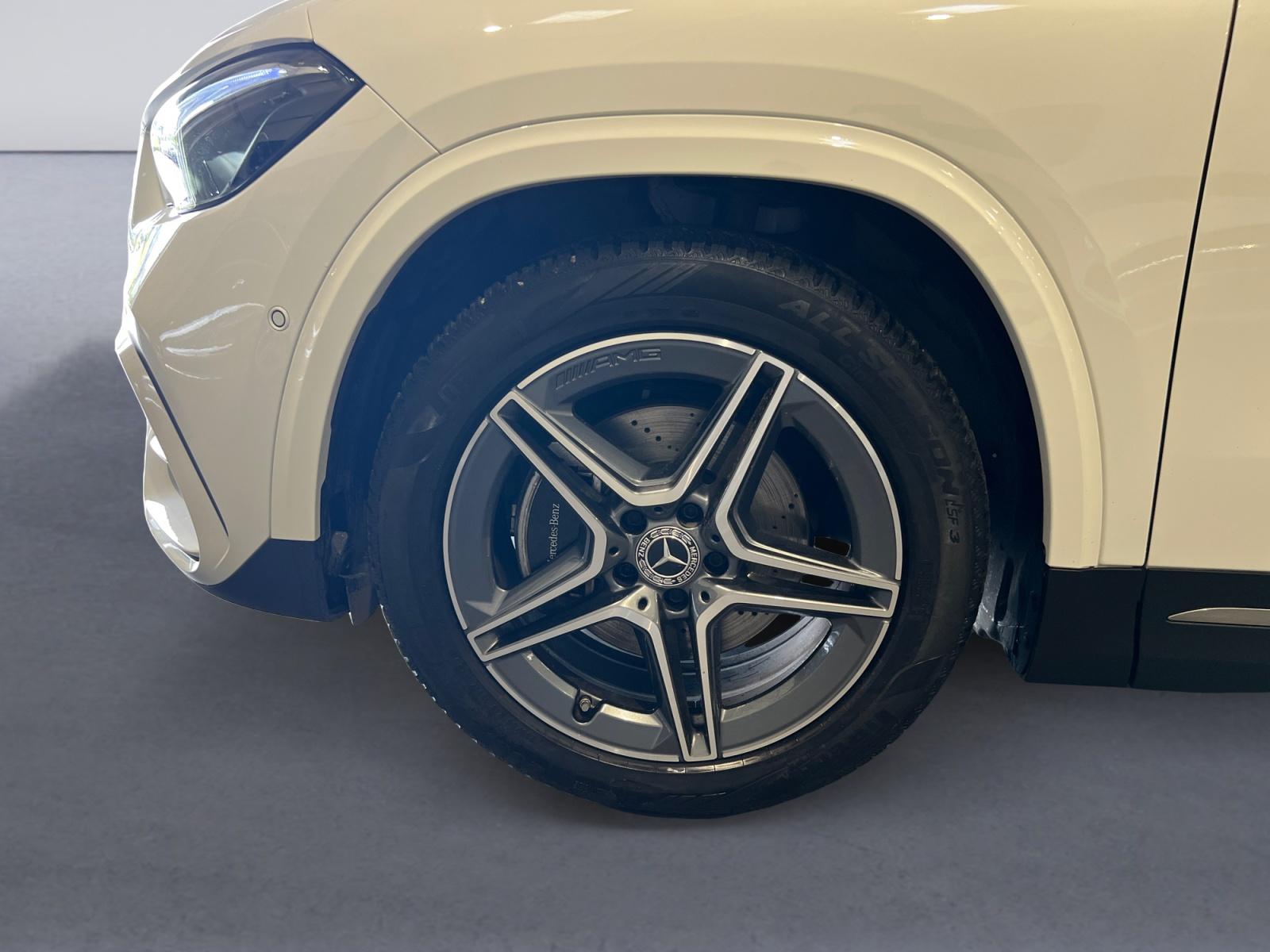 certified-alleur-mercedes-benz-gla-200-amg-line-w1n4n8hb4tj747079-9-20260821222254.jpg