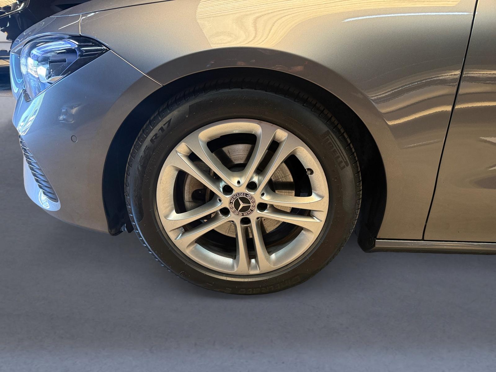 certified-beyne-heusay-mercedes-benz-cla-shooting-brake-180-luxury-line-w1k5m8eb6tn567877-14-20260716105321.jpg
