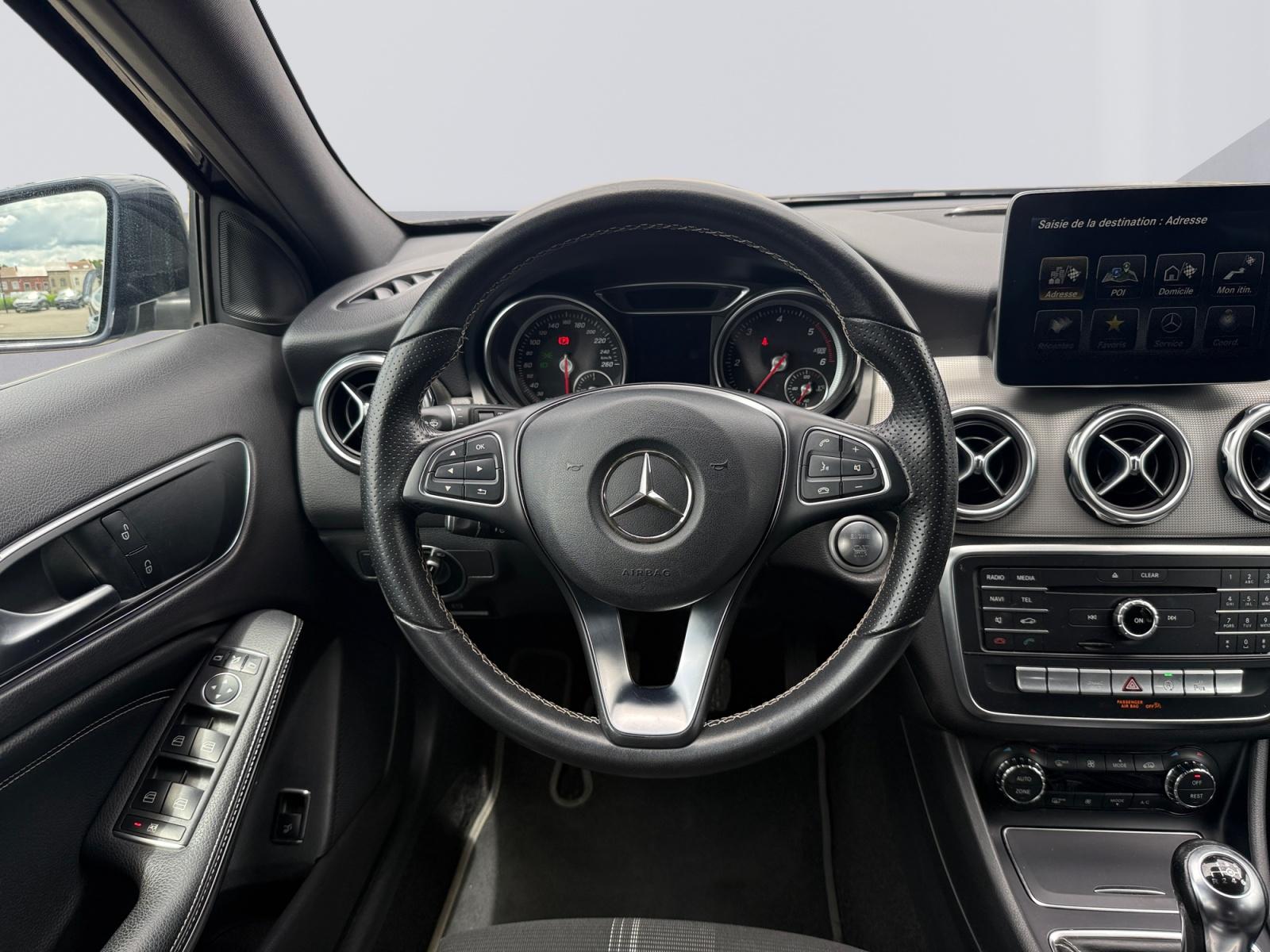 certified-beyne-heusay-mercedes-benz-gla-180d-urban-wdc1569121j520842-12-20260916162134.jpg