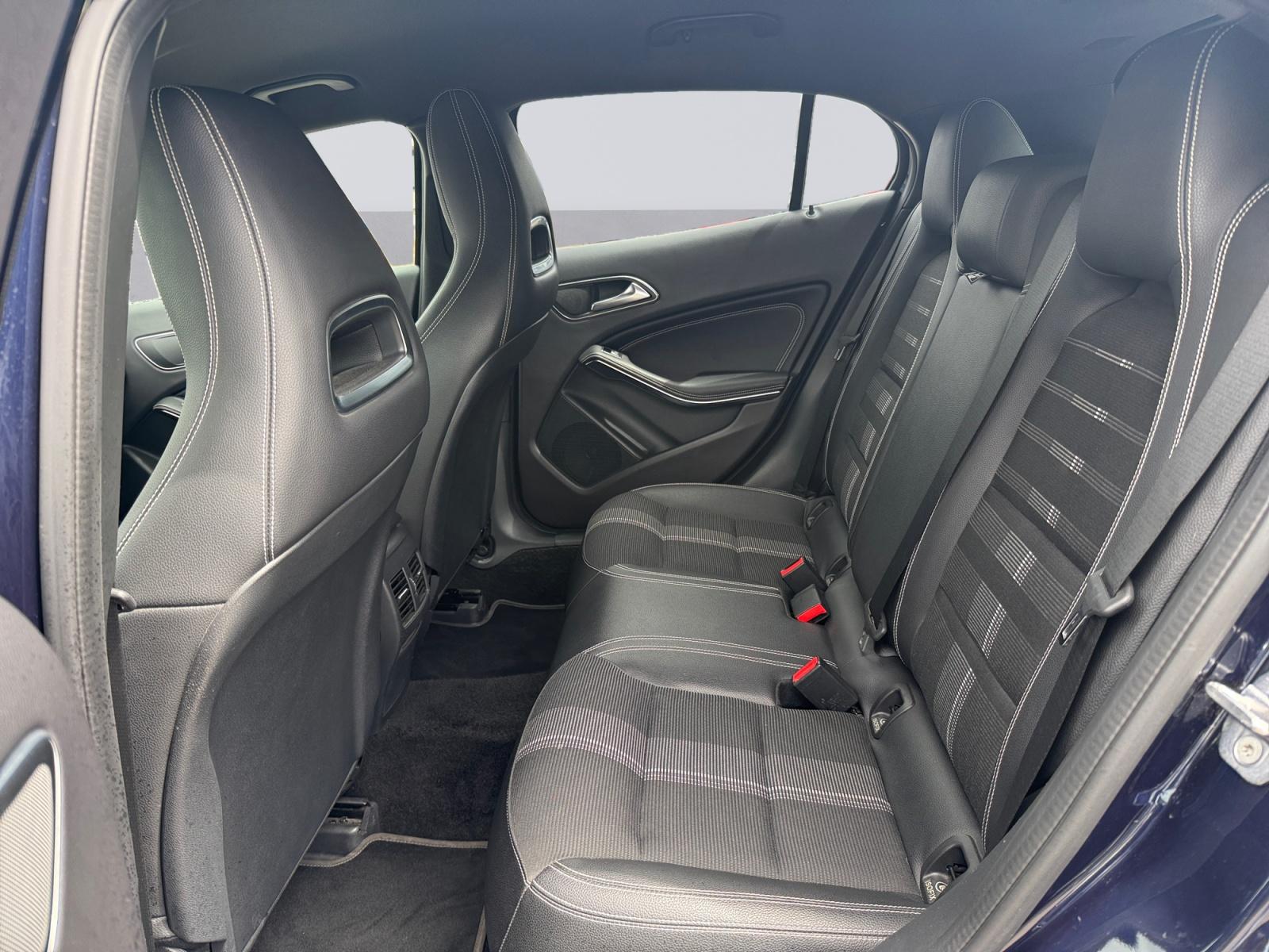 certified-beyne-heusay-mercedes-benz-gla-180d-urban-wdc1569121j520842-13-20260916162135.jpg