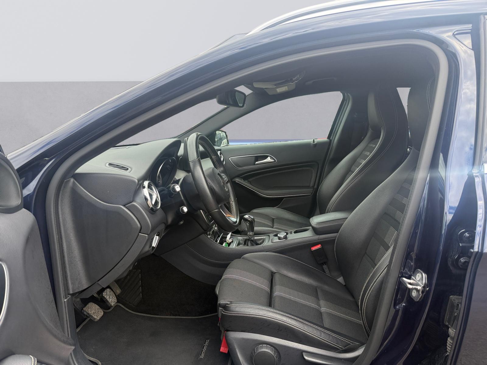 certified-beyne-heusay-mercedes-benz-gla-180d-urban-wdc1569121j520842-9-20260916162133.jpg