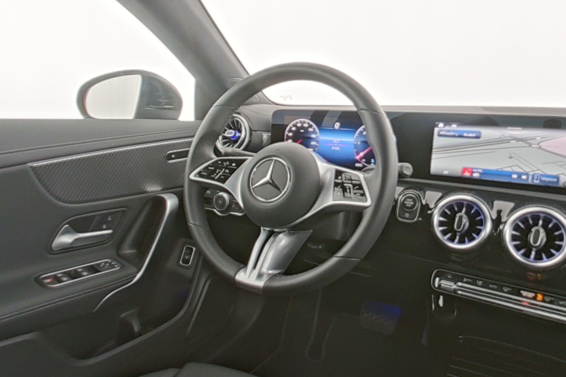 certified-eupen-mercedes-benz-cla-180-d-coupe-luxury-line-w1k5j1ab6tn591747-13-20260805024738.jpg