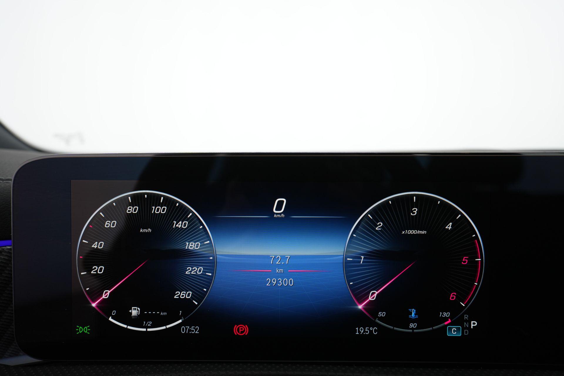 certified-eupen-mercedes-benz-cla-180-d-coupe-luxury-line-w1k5j1ab6tn591747-14-20260805024738.jpg