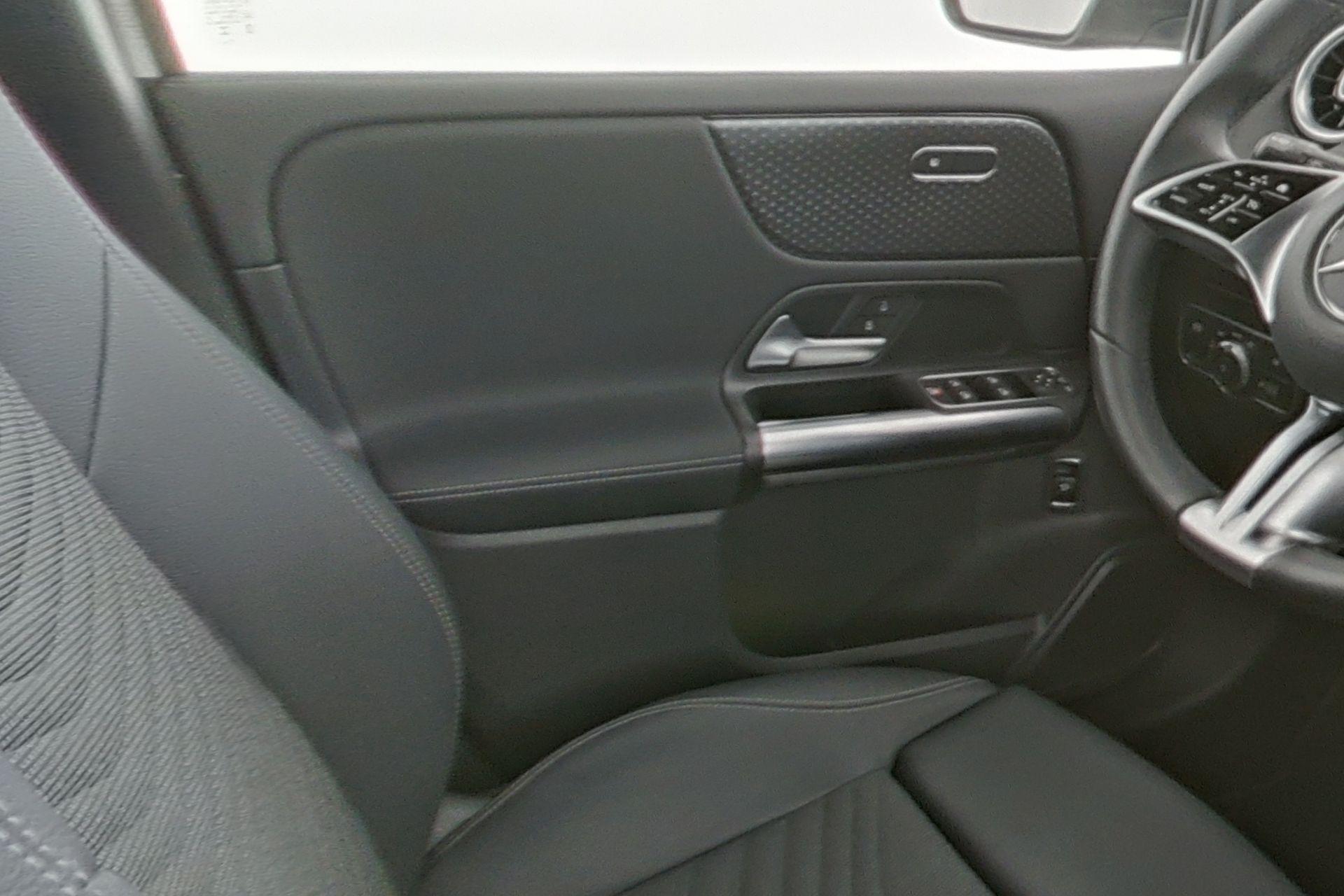 certified-marche-mercedes-benz-b-180-d-progressive-w1k4f1ab4tj796066-16-20260821215958.jpg
