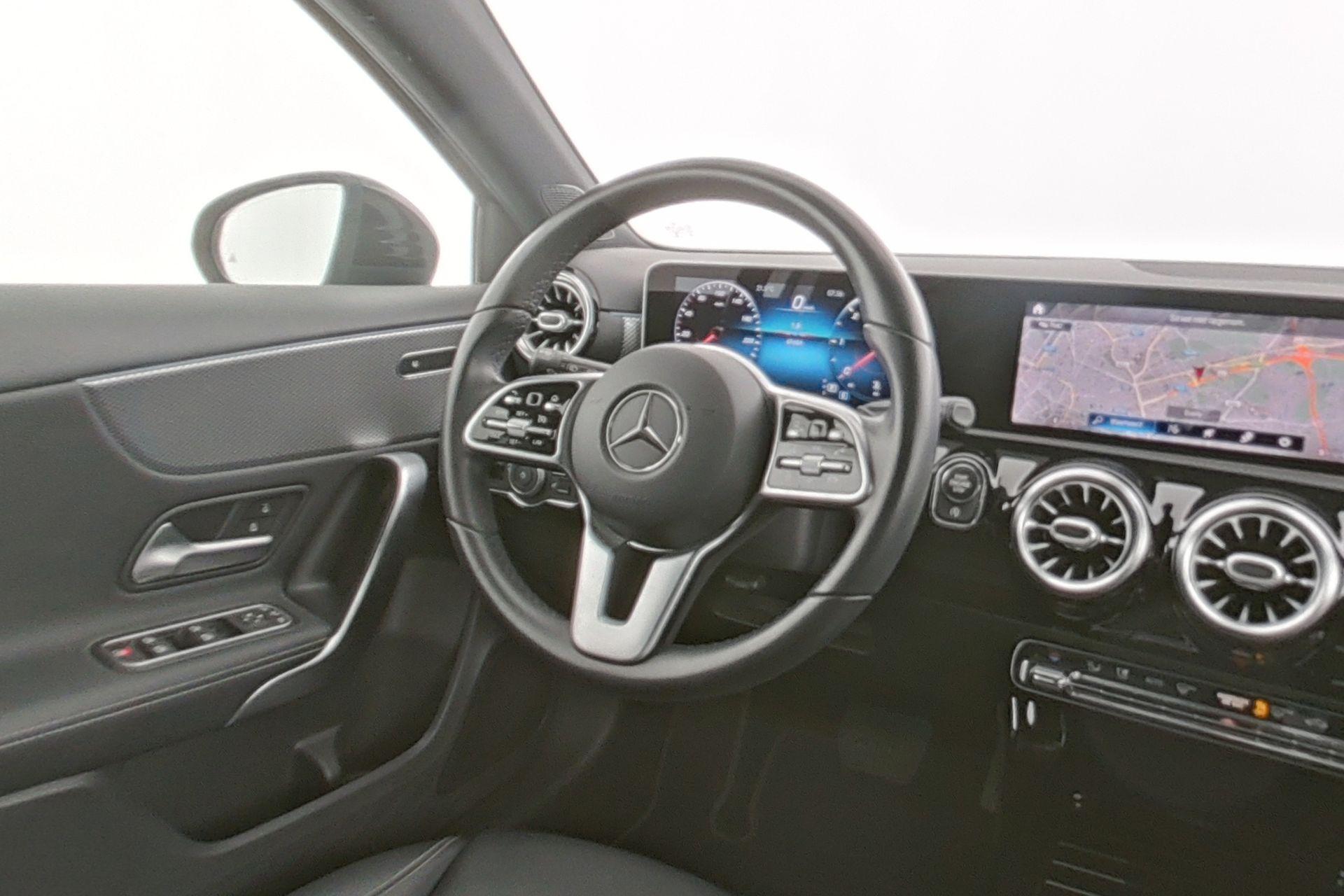 certified-namur-mercedes-benz-a-200-d-progressive-w1k1770121j177808-13-20260610075359.jpg