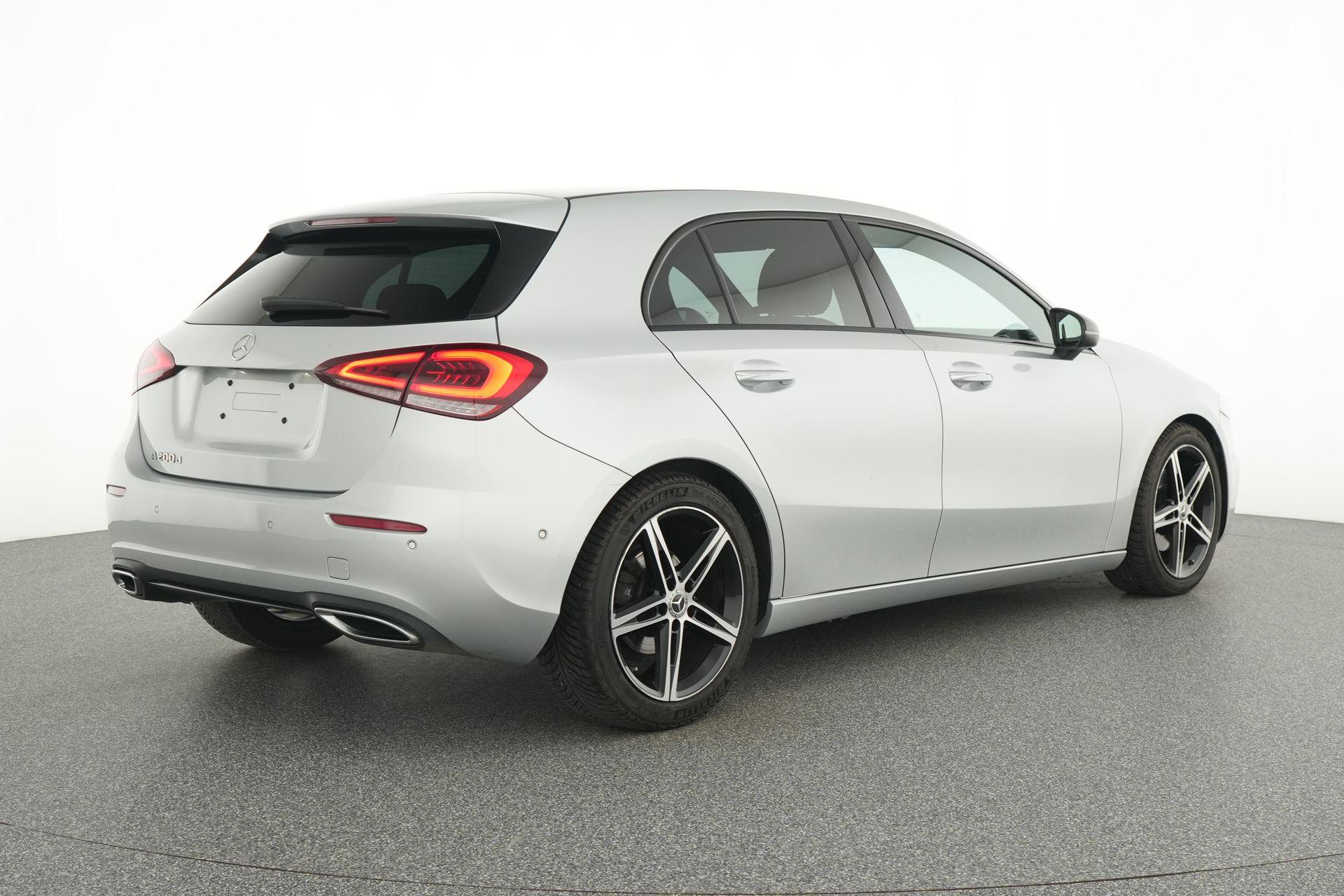 certified-namur-mercedes-benz-a-200-d-progressive-w1k1770121j177808-4-20260610075353.jpg