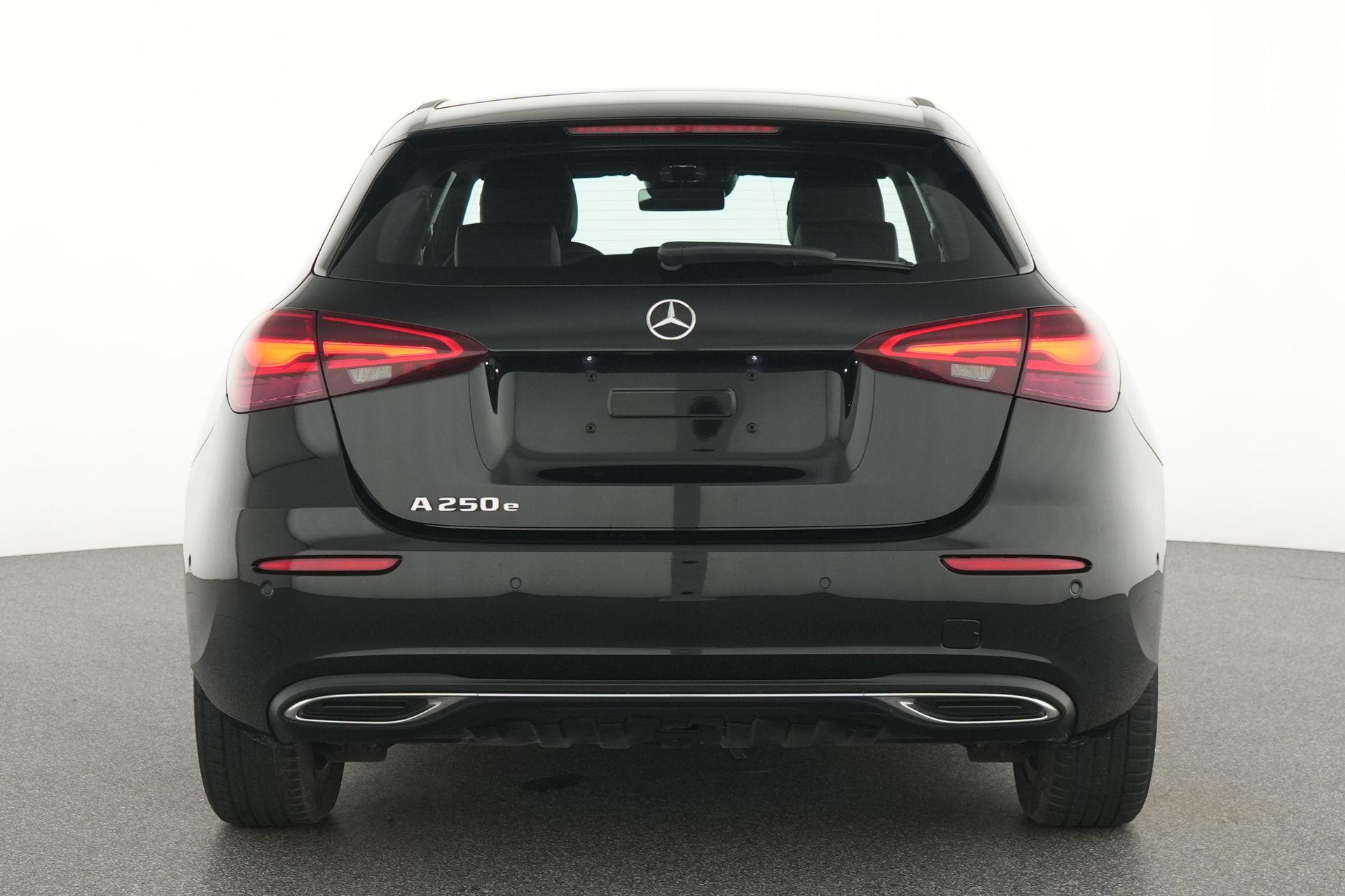 certified-namur-mercedes-benz-a-250-e-luxury-line-w1k3f8fb4rv193679-7-20260827021516.jpg