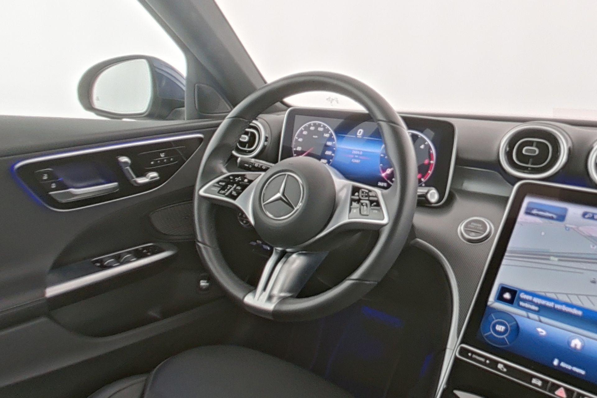 certified-namur-mercedes-benz-c-200-d-break-luxury-line-w1kah0db4rf126970-13-20260907171412.jpg