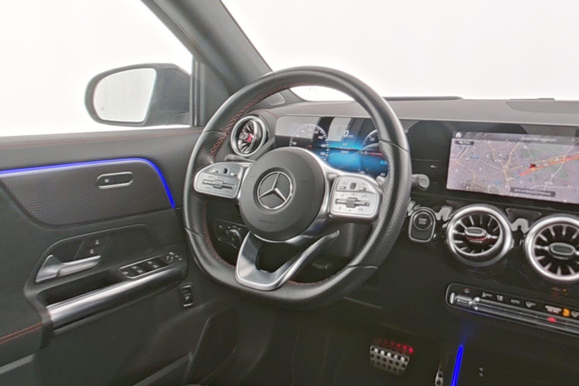 certified-namur-mercedes-benz-eqa-300-4matic-amg-line-w1n2437081j036990-13-20260716113549.jpg