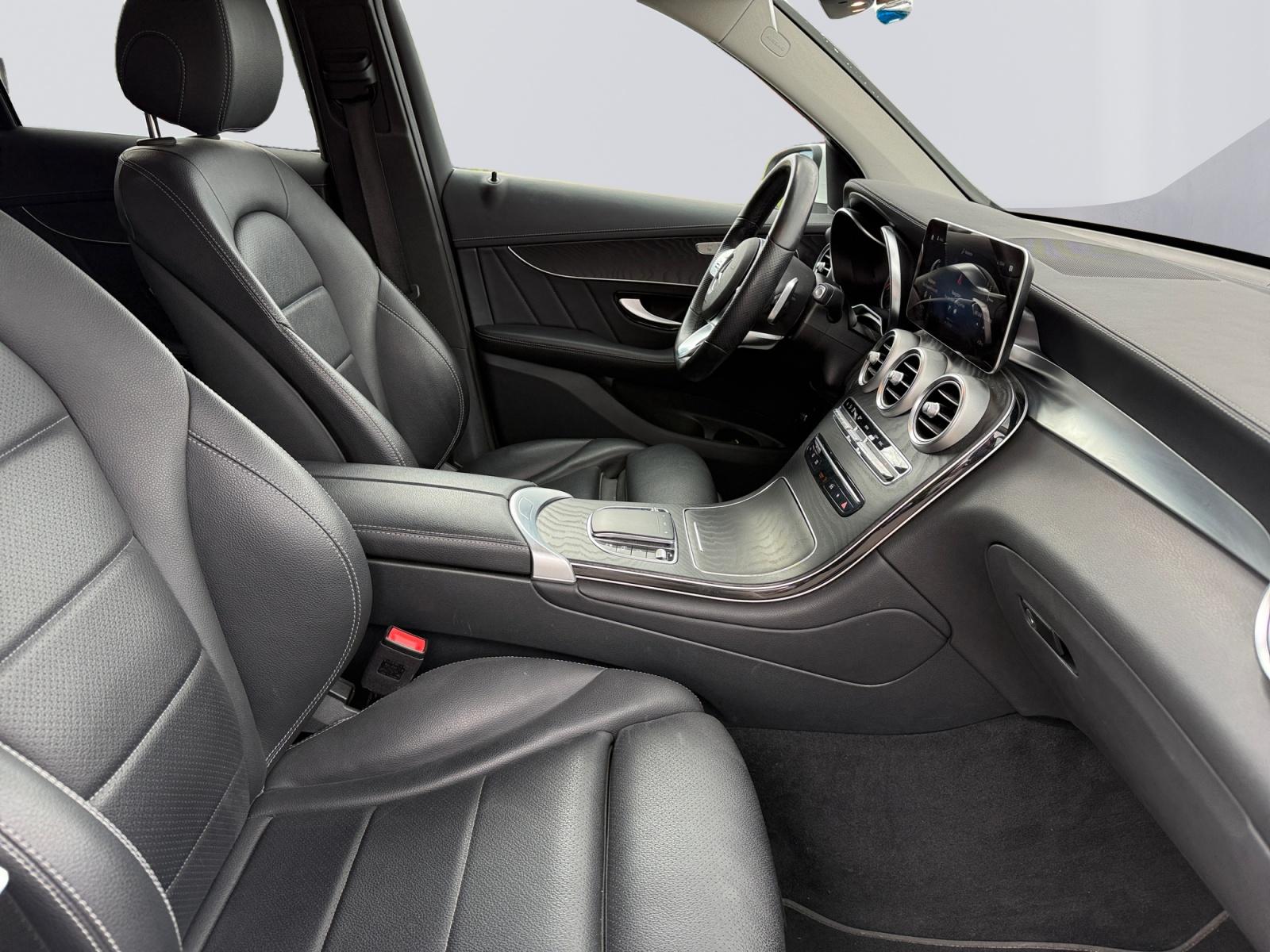certified-namur-mercedes-benz-glc-200-d-amg-line-4matic-w1n2539161g065784-12-20260603155354.jpg