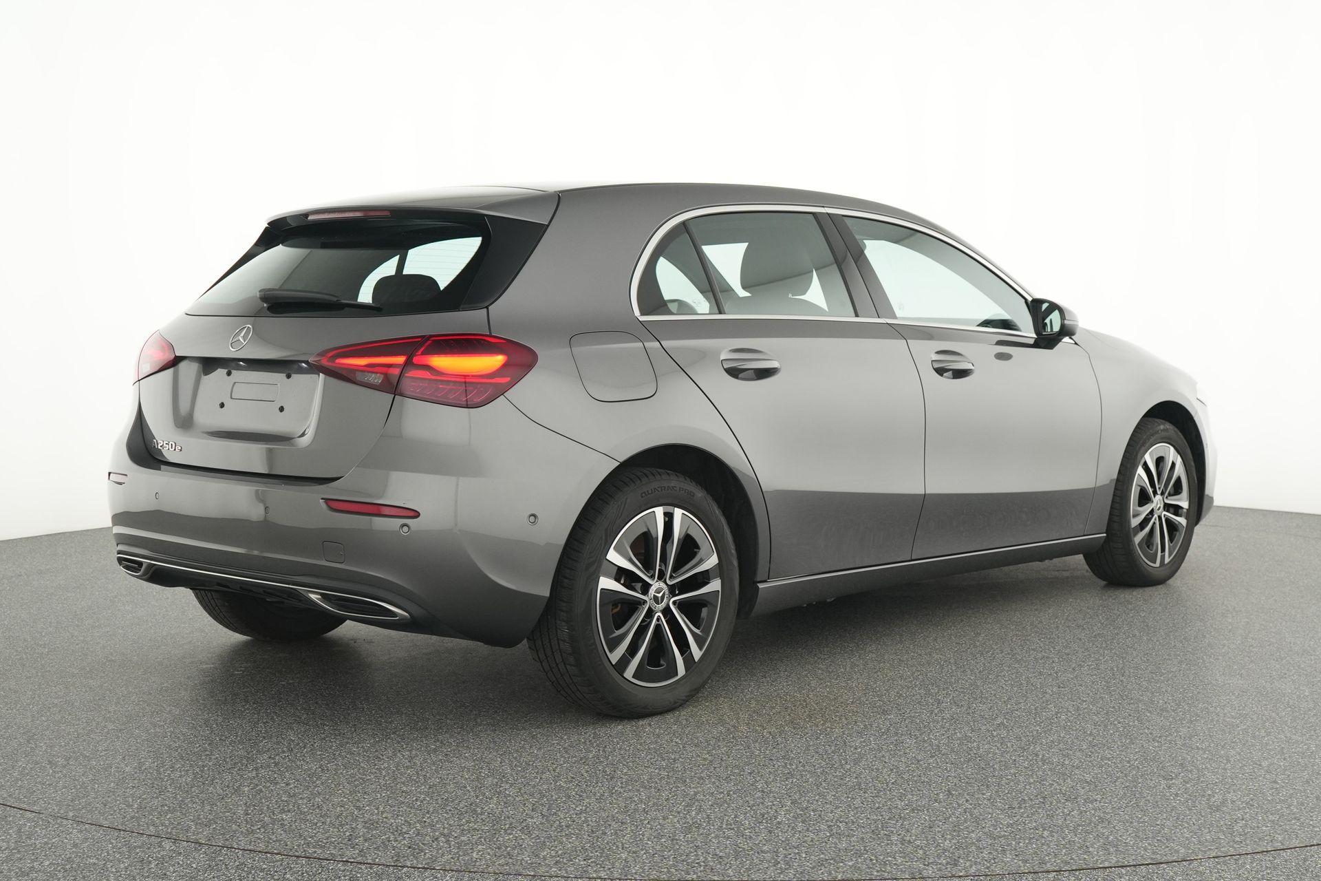 certified-verviers-mercedes-benz-a-250e-business-line-w1k3f8fb3rn326643-5-20260831162721.jpg