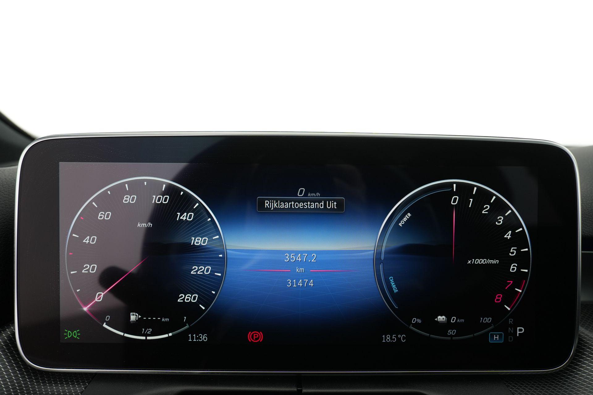 certified-alleur-mercedes-benz-c-300-e-luxury-line-w1kah5ebxrf144241-14-20260707174125.jpg