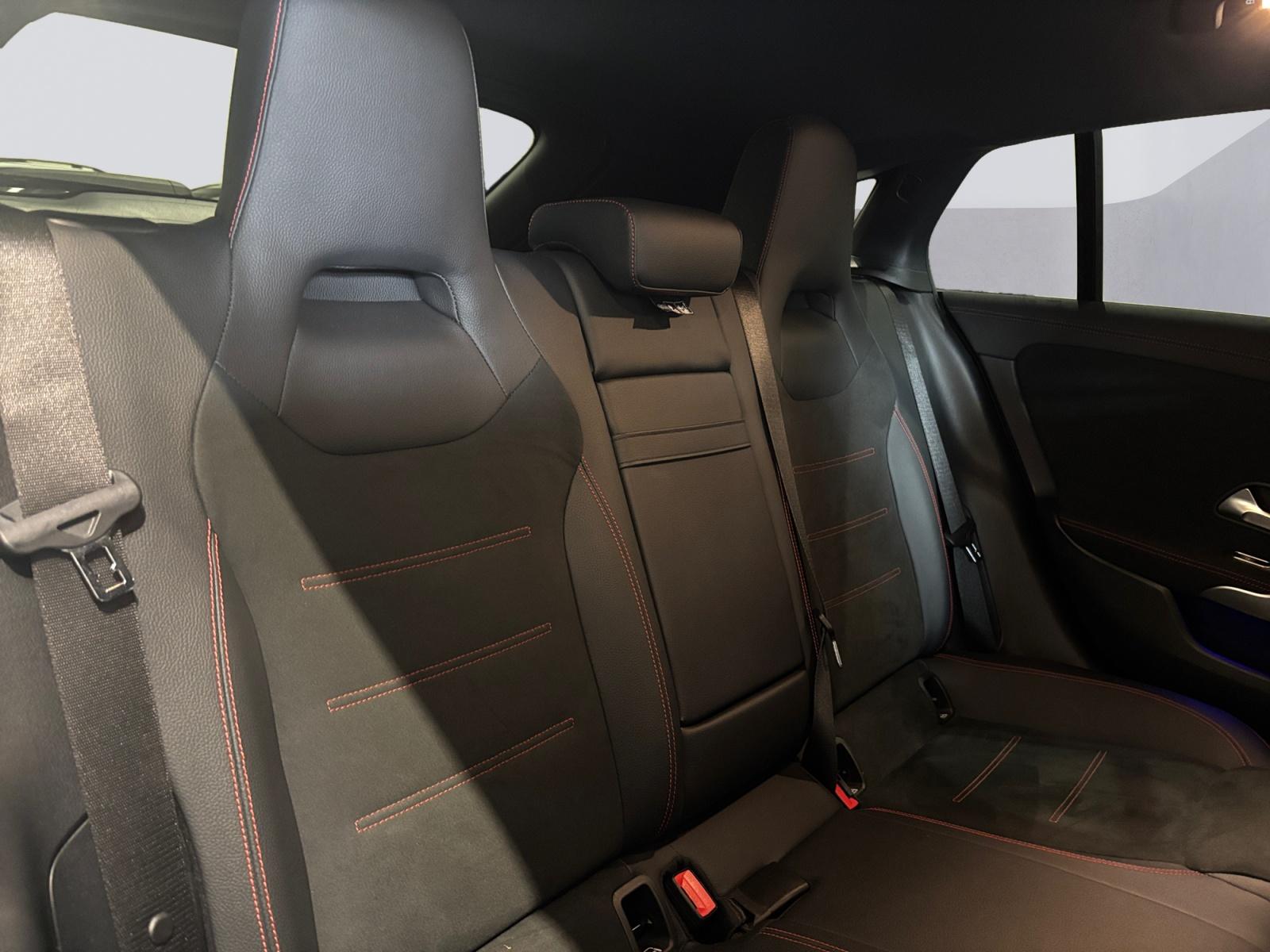 certified-alleur-mercedes-benz-cla-shooting-brake-200-d-amg-line-w1k1186121n191914-15-20260731102742.jpg