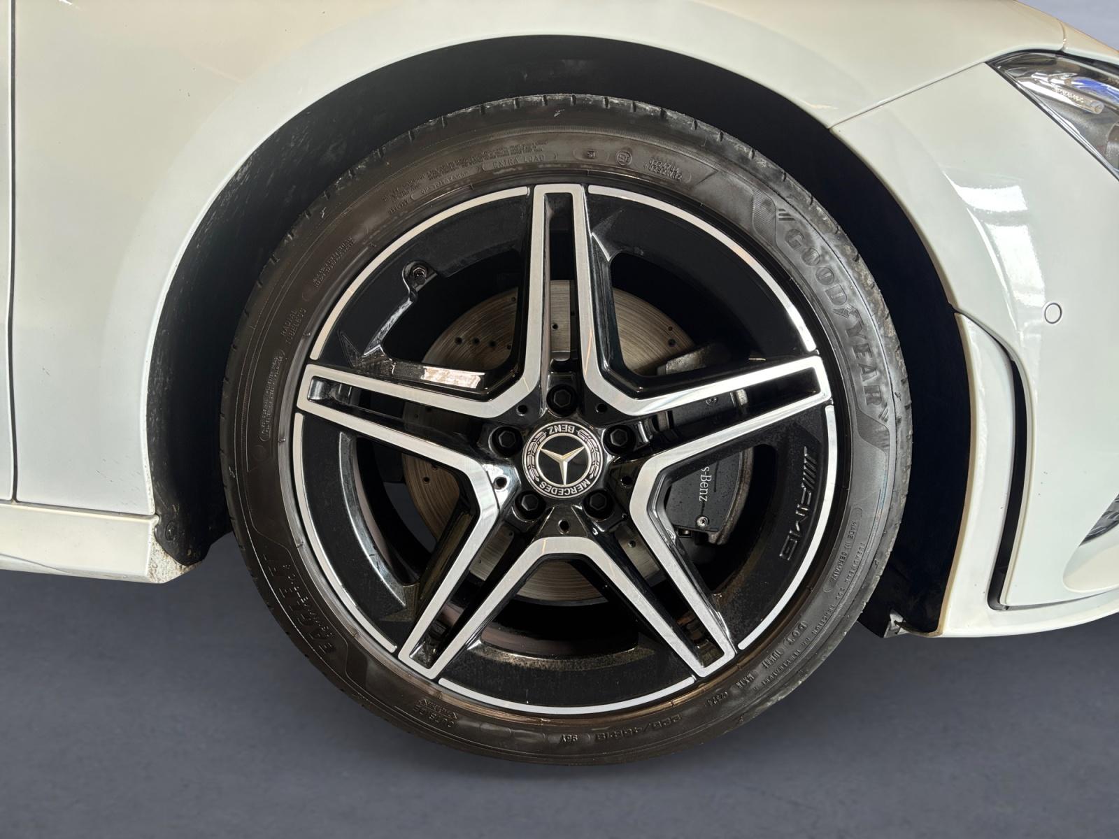 certified-alleur-mercedes-benz-cla-shooting-brake-200-d-amg-line-w1k1186121n191914-9-20260731102739.jpg