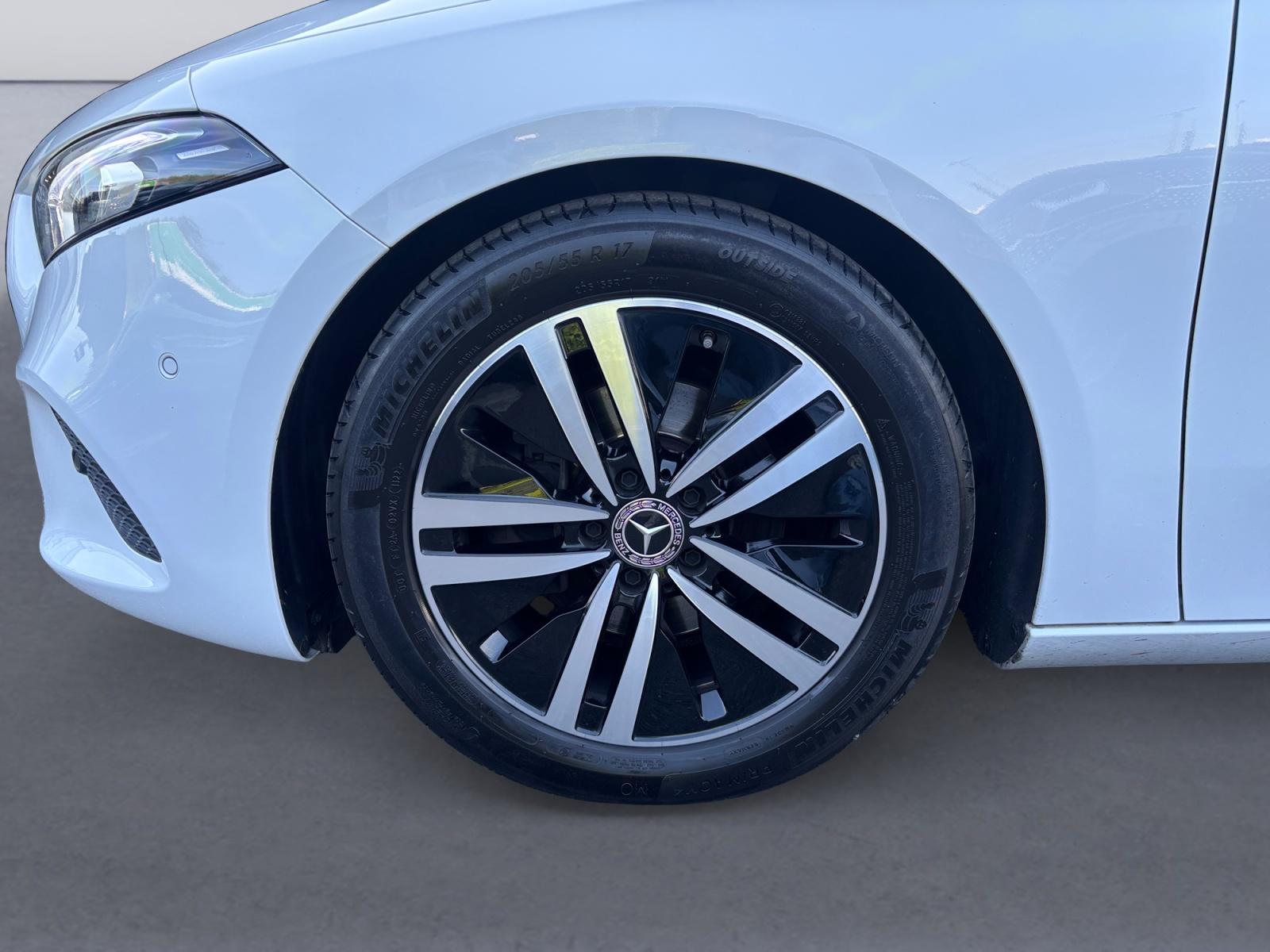 certified-arlon-mercedes-benz-a-180-berline-progressive-w1k3g8eb2pj379224-4-20260724122438.jpg