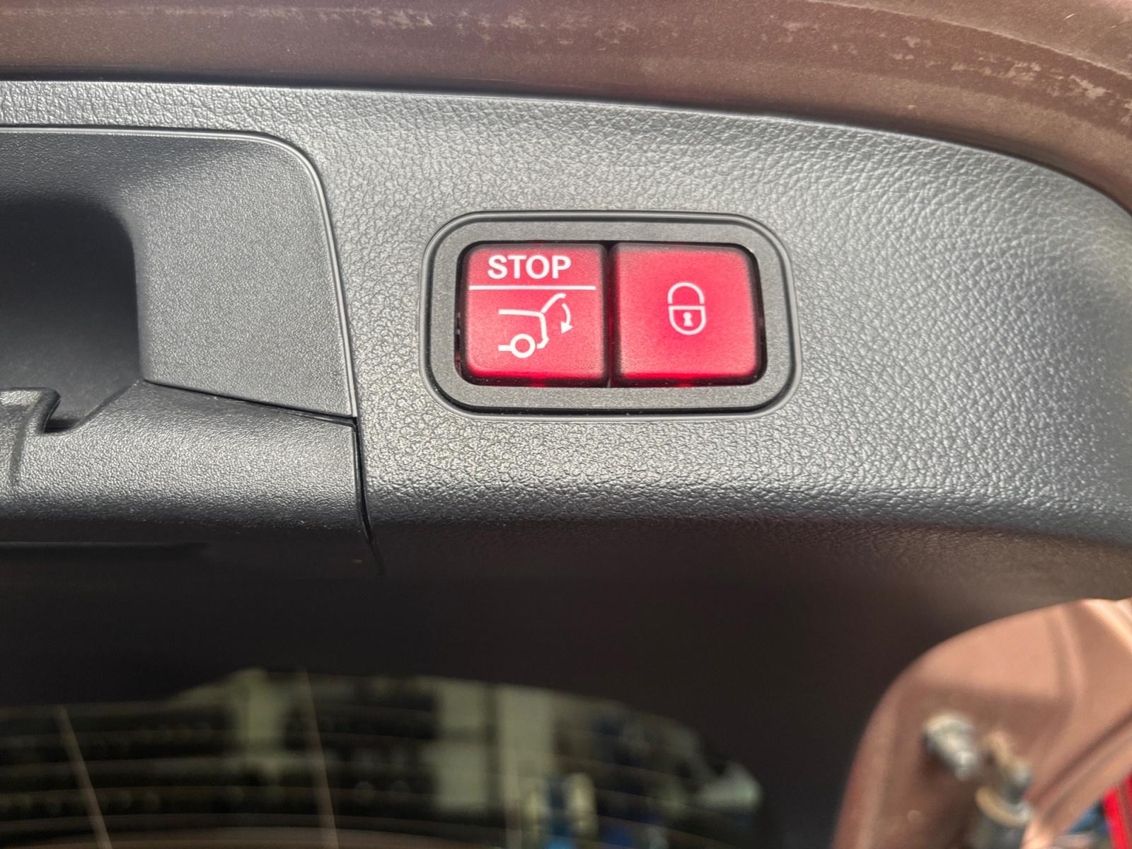 certified-arlon-mercedes-benz-gla-180-progressive-w1n4n8ebxrj565528-17-20260720113802.jpg