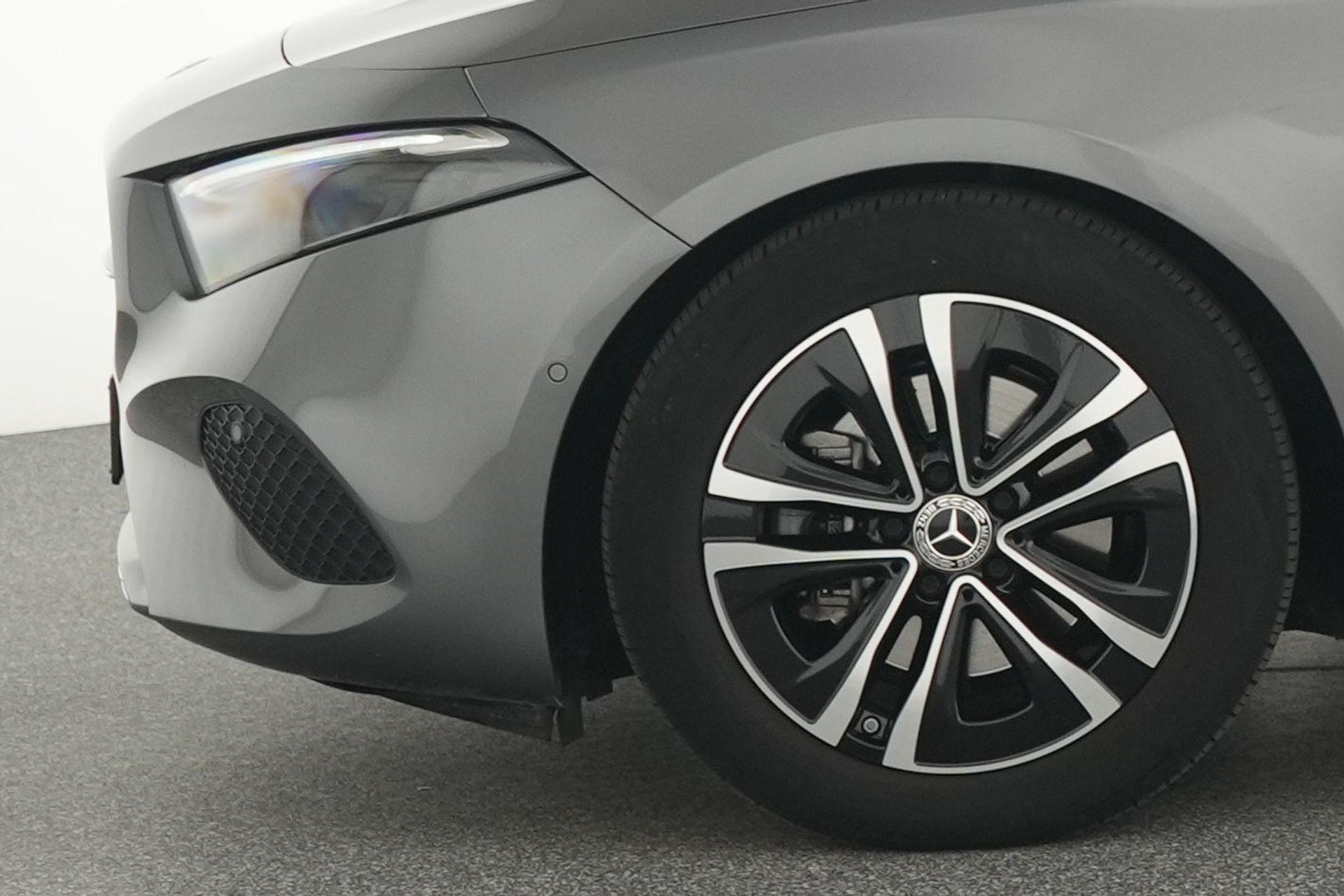 certified-namur-mercedes-benz-a-180-luxury-line-w1k3f8eb3sj460745-5-20260821221538.jpg