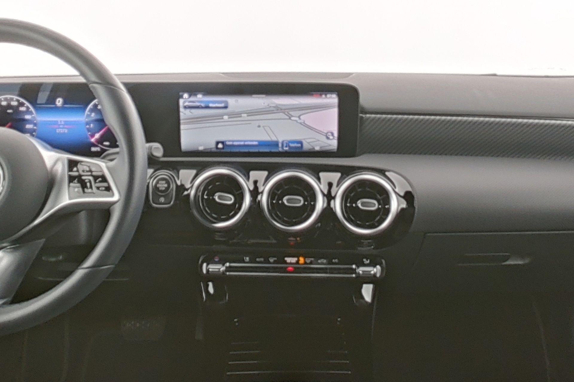 certified-namur-mercedes-benz-a-180-luxury-line-w1k3f8eb4sj461189-15-20260821221602.jpg
