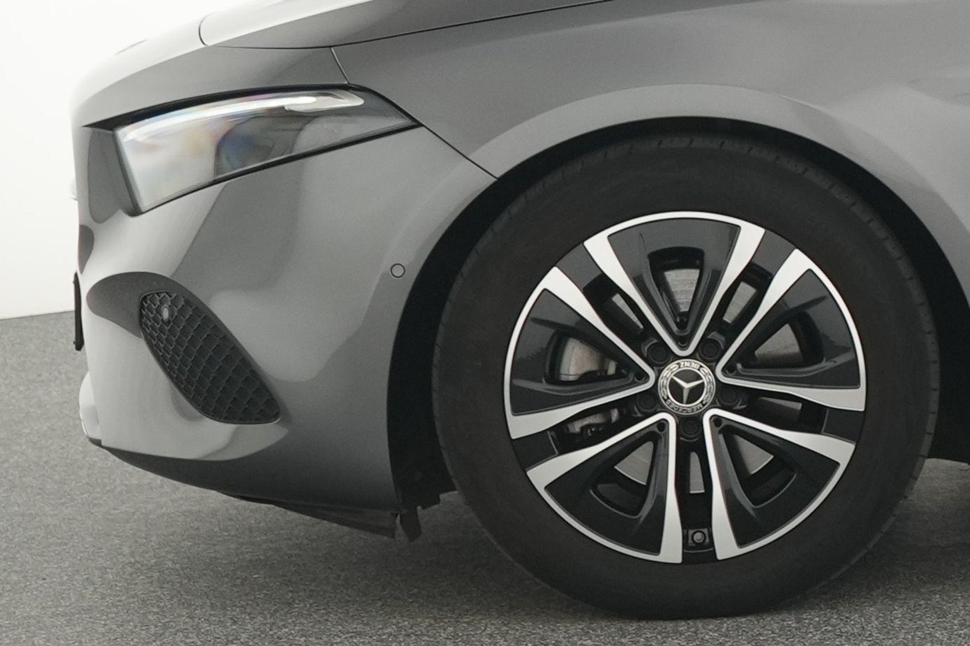 certified-namur-mercedes-benz-a-180-luxury-line-w1k3f8eb4sj461189-5-20260821221555.jpg