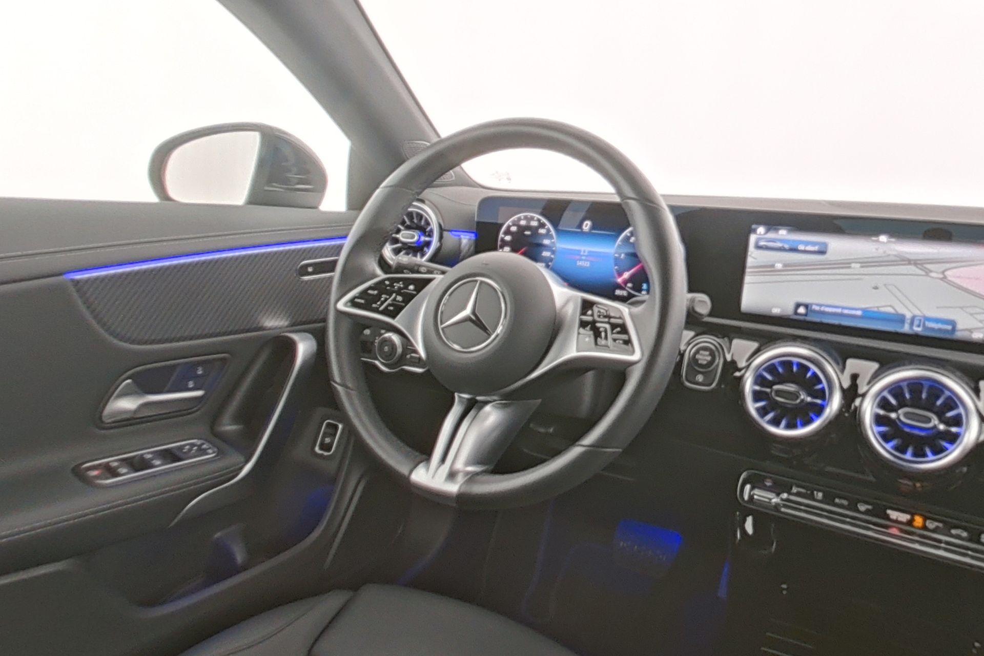 certified-namur-mercedes-benz-cla-180-d-shooting-brake-luxury-line-w1k5m1ab6sn550945-13-20260703115527.jpg