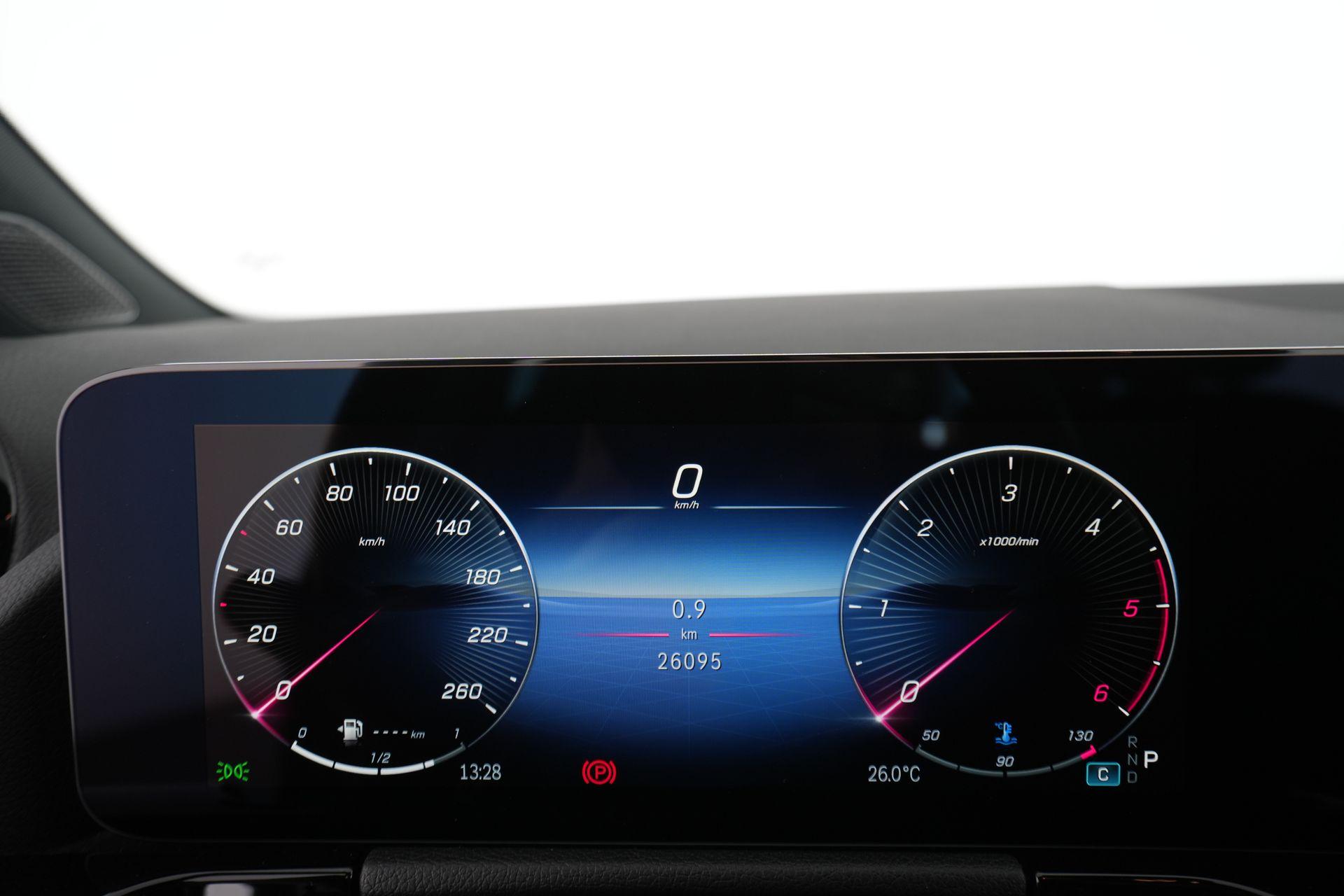 certified-namur-mercedes-benz-gla-180-d-luxury-line-w1n4n1ab1sj743331-14-20260802121920.jpg