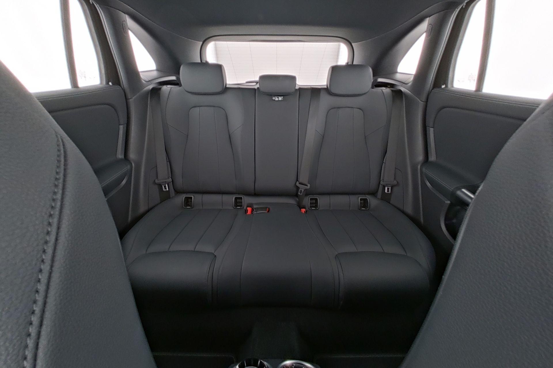 certified-namur-mercedes-benz-gla-180-d-luxury-line-w1n4n1ab1sj743331-17-20260802121922.jpg