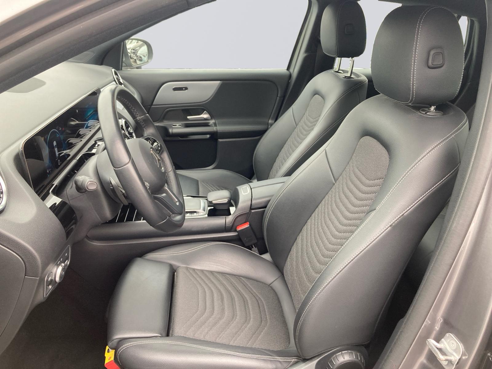 certified-namur-mercedes-benz-gla-180-style-w1n4n8eb1pj531717-10-20260702165309.jpg
