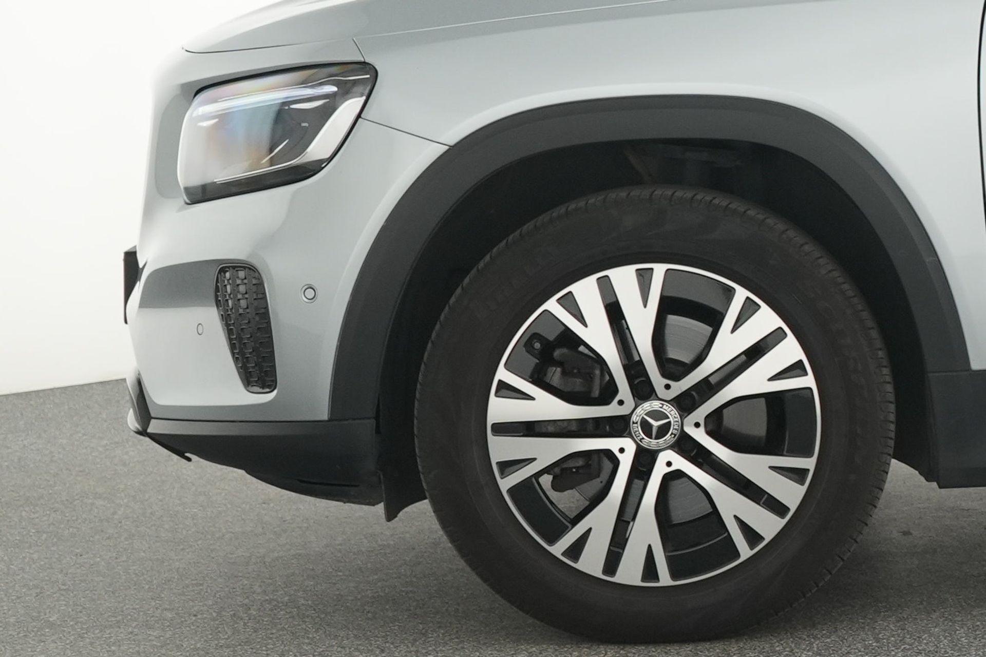 certified-namur-mercedes-benz-glb-180-d-luxury-line-7p-w1n4m1ab2tw447807-5-20260716120122.jpg
