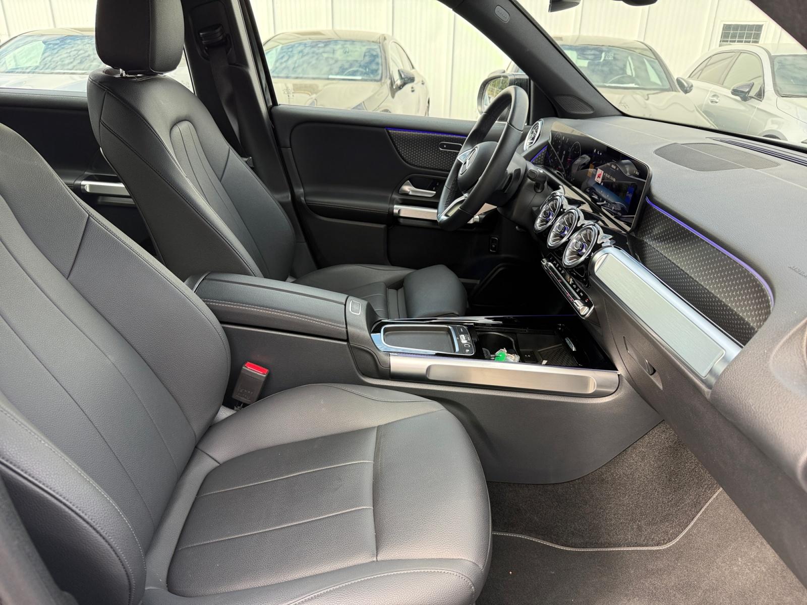 certified-namur-mercedes-benz-glb-180-d-luxury-line-w1n4m1ab2sw426454-12-20260922135910.jpg