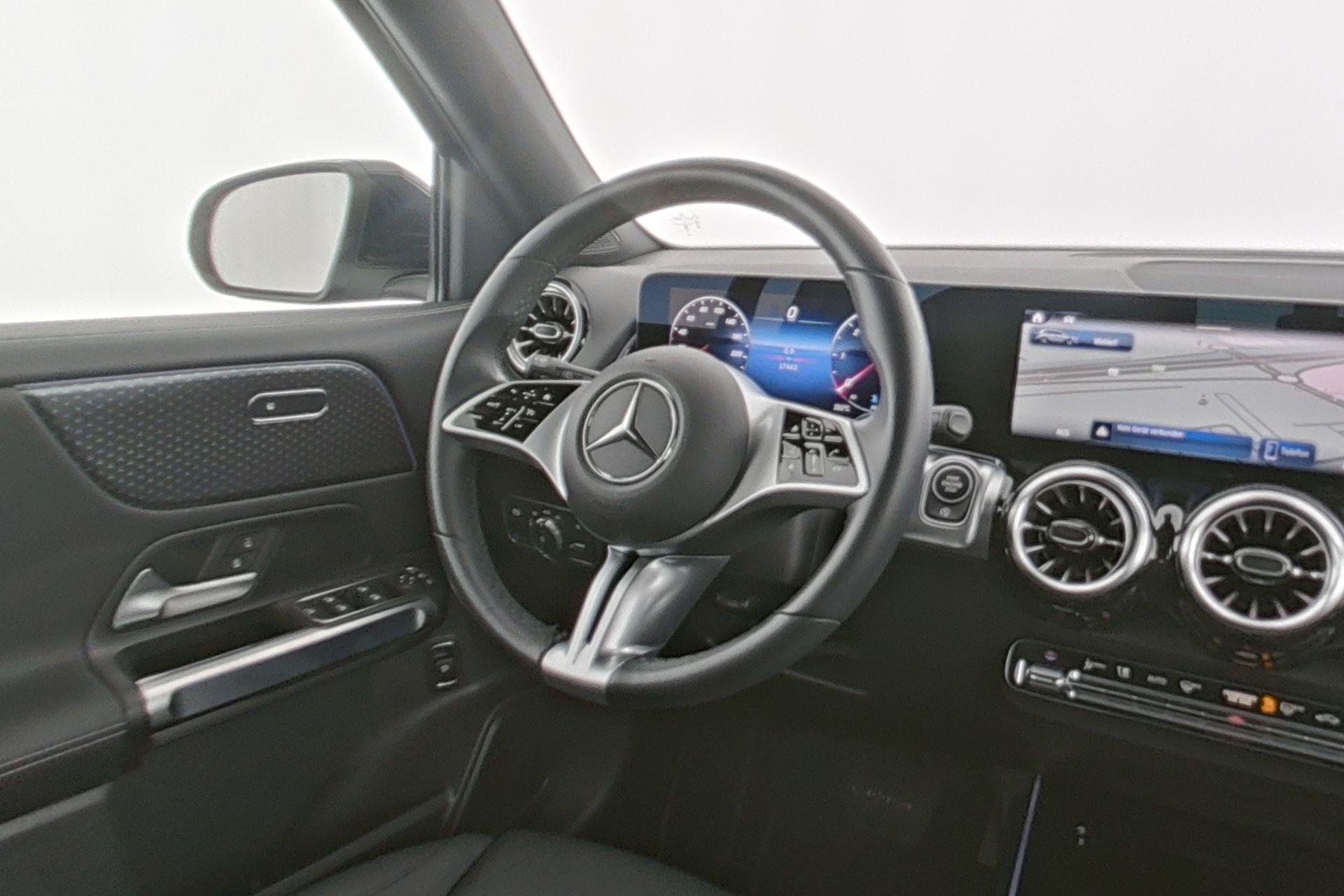 certified-namur-mercedes-benz-glb-180-d-luxury-line-w1n4m1ab7sw425297-13-20260821220428.jpg