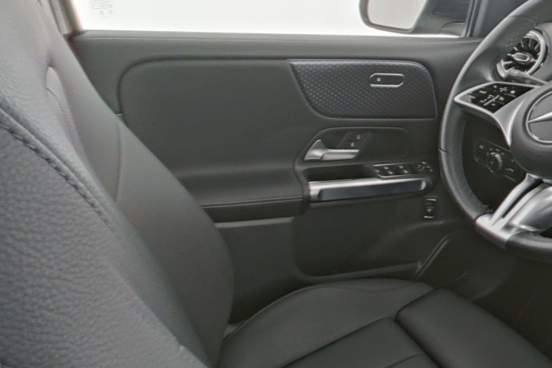 certified-namur-mercedes-benz-glb-180-d-luxury-line-w1n4m1ab7sw425297-16-20260821220429.jpg