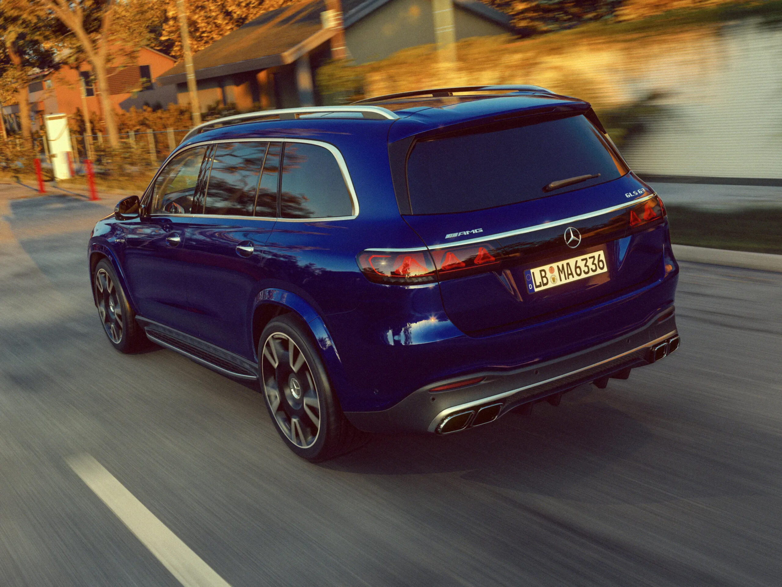 Mercedes-AMG-GLS-07