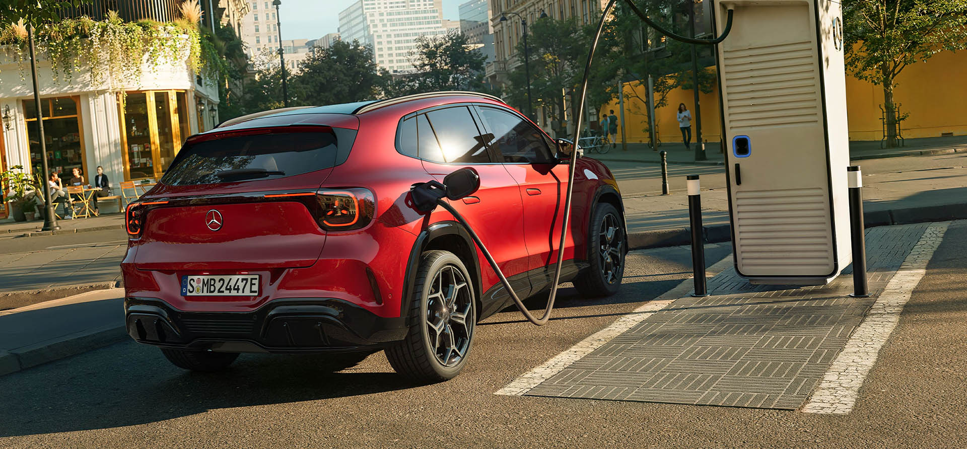 Mercedes-Benz-GLA-electrique-11_banner