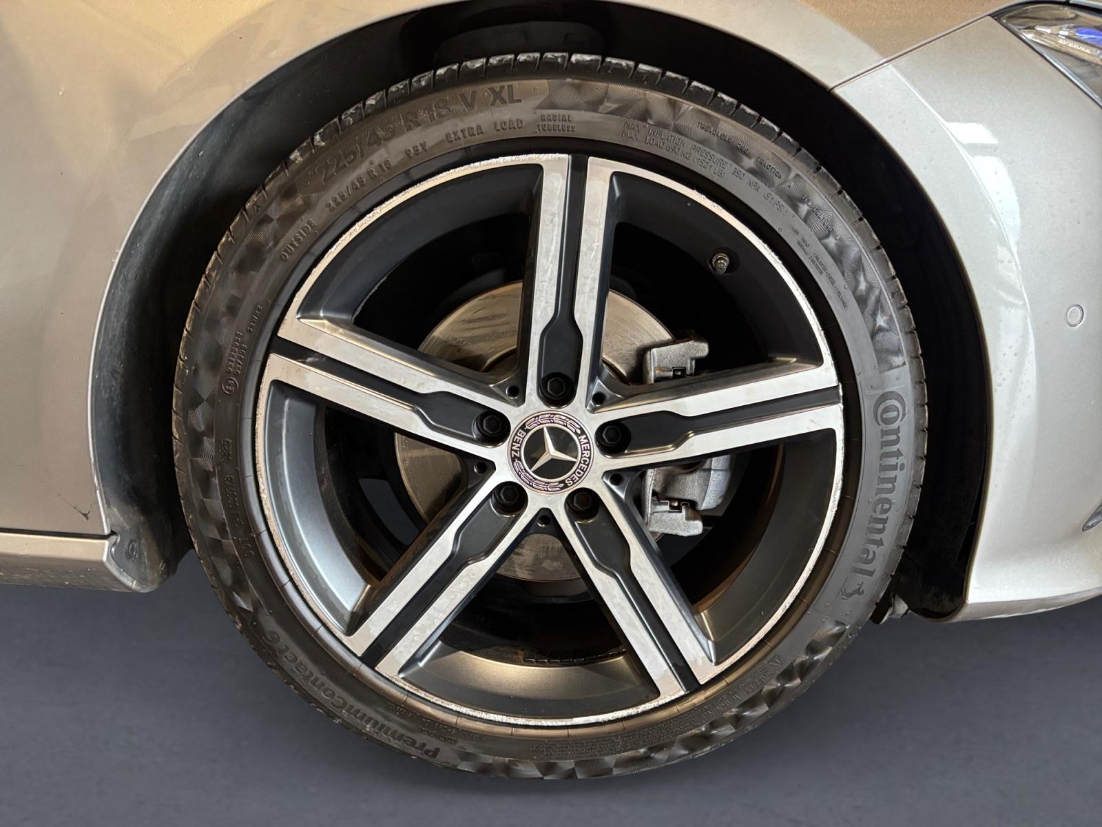 certified-alleur-mercedes-benz-cla-180-progressive-w1k1183841n085281-9-20260817122702.jpg