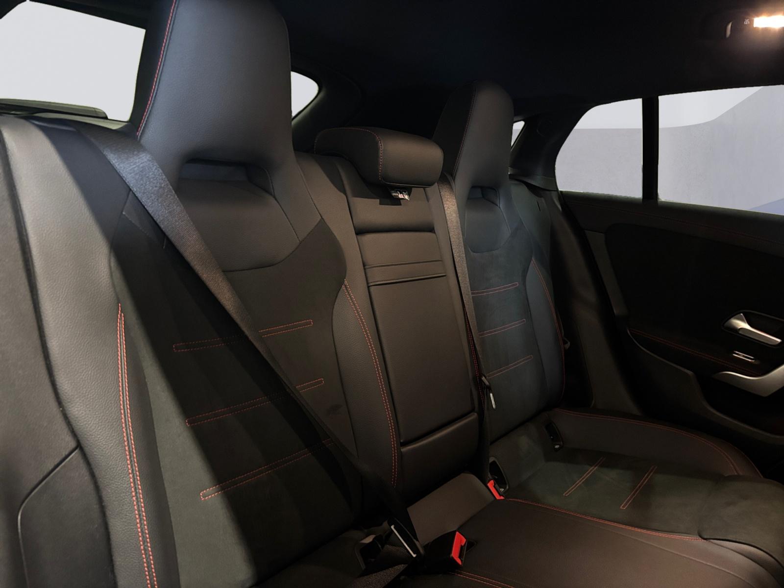 certified-alleur-mercedes-benz-cla-200d-shooting-brake-amg-line-w1k1186121n192979-15-20260820110105.jpg