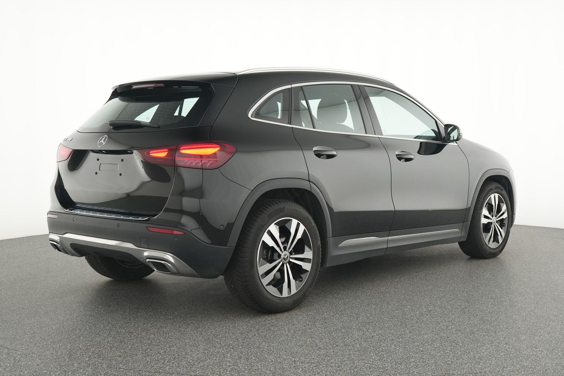 certified-alleur-mercedes-benz-gla-180-luxury-line-w1n4n8eb6tj779357-4-20260813165231.jpg