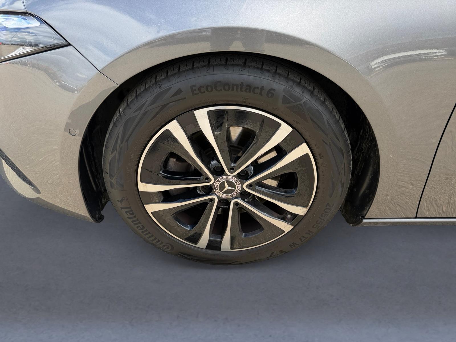 certified-beyne-heusay-mercedes-benz-a-180-business-line-w1k3f8eb8tj514865-13-20260901142356.jpg