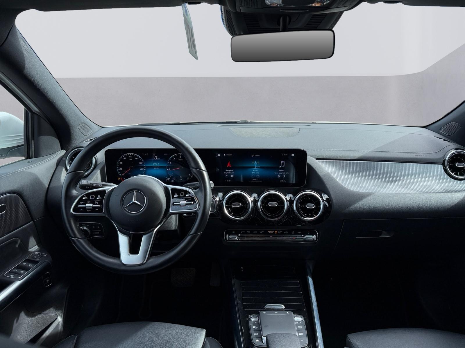 certified-beyne-heusay-mercedes-benz-gla-200-progressive-w1n2477871j123657-10-20260831131200.jpg
