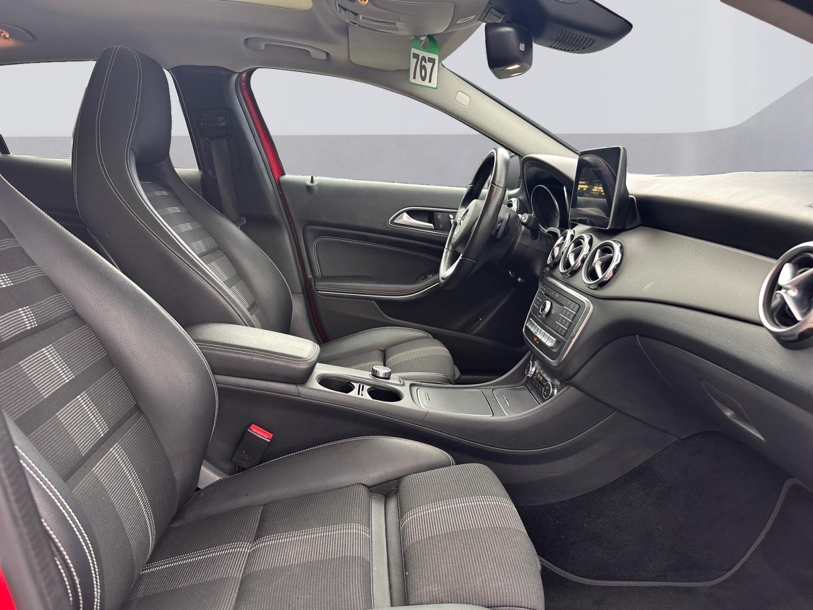 certified-beyne-heusay-mercedes-benz-gla-200-urban-wdc1569431j638128-12-20260901092152.jpg