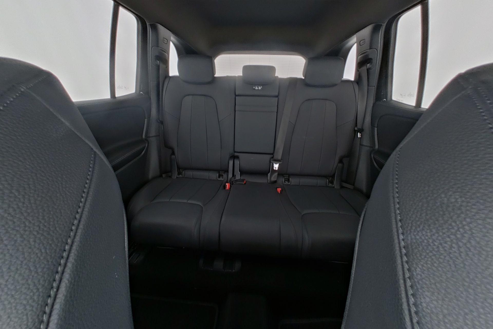 certified-beyne-heusay-mercedes-benz-glb-glb-180d-luxury-line-w1n4m1abxtw446517-17-20260831135957.jpg