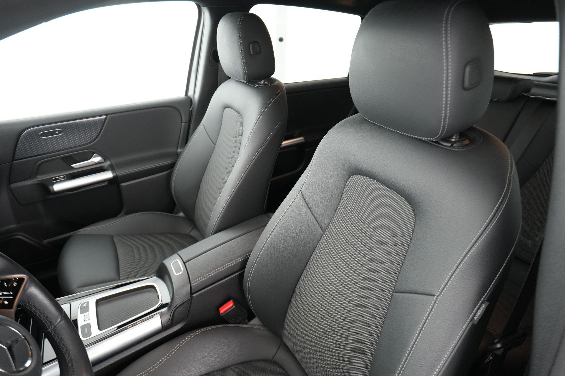 certified-namur-mercedes-benz-b-180-luxury-line-w1k4f8eb8sj656359-17-20260826114834.jpg