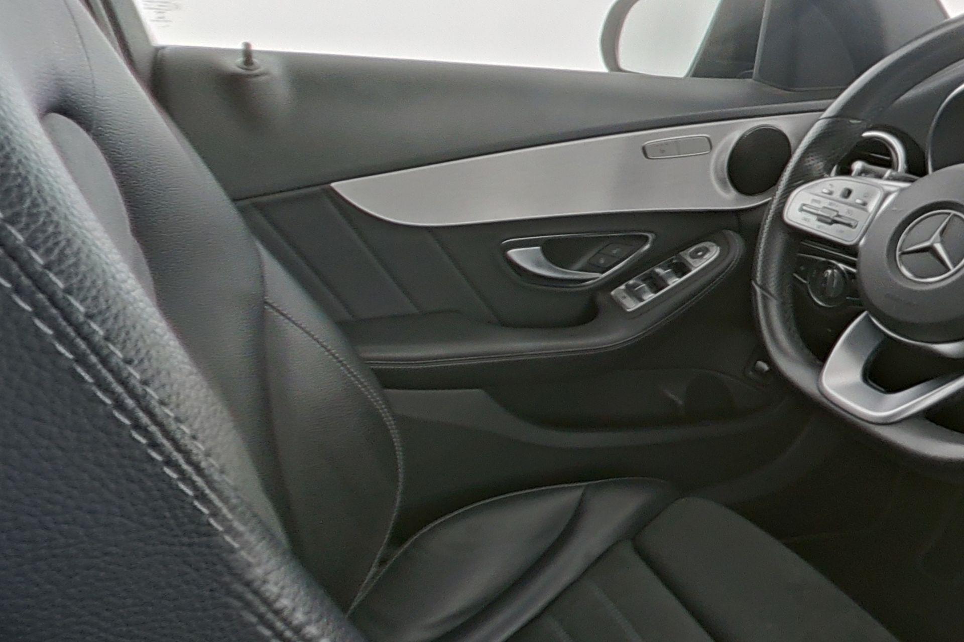 certified-eupen-mercedes-benz-c-180-break-amg-line-wdd2052401f930080-16-20260916100514.jpg