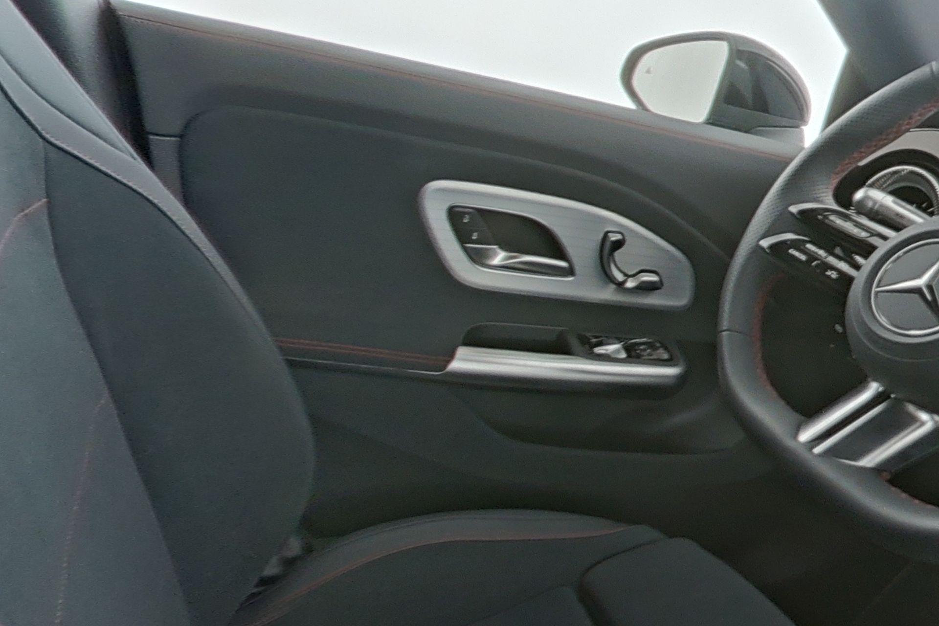 certified-libramont-mercedes-benz-cla-250-amg-line-w1kfj1db0sj020924-16-20260930123430.jpg
