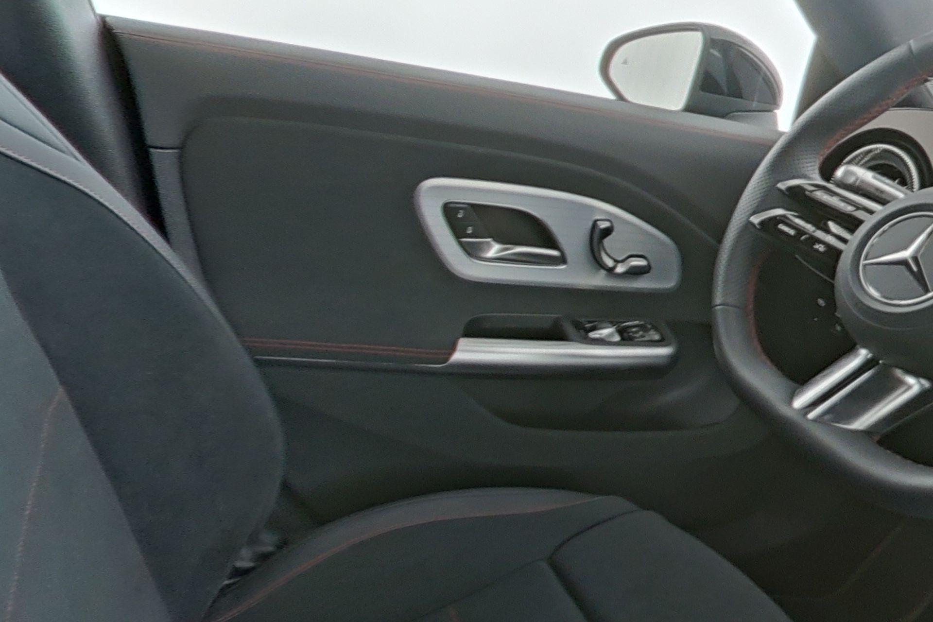 certified-namur-mercedes-benz-cla-250-amg-line-w1kfj1db5sj017677-16-20260902161024.jpg
